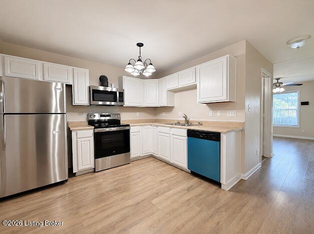 3229 Greenwood Ave Property Photo 9