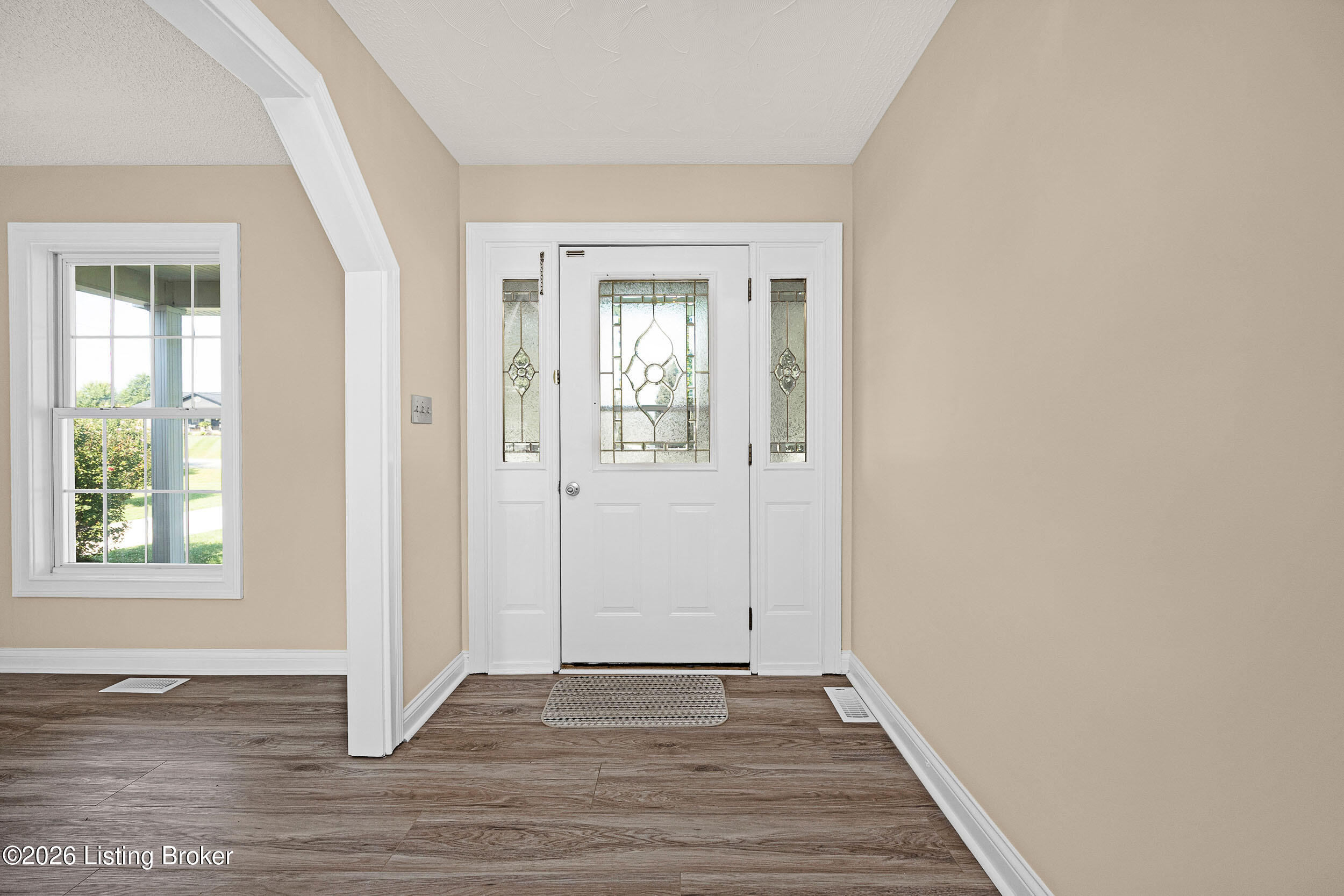 1021 Leigh Terrace Property Photo 3