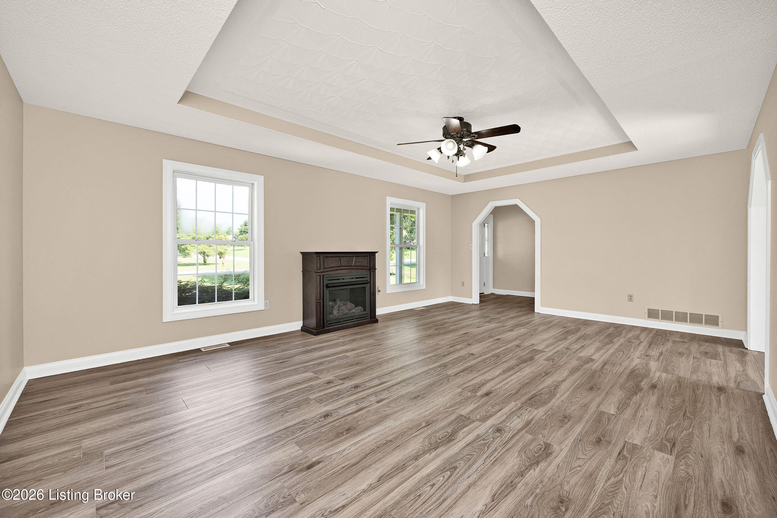 1021 Leigh Terrace Property Photo 5