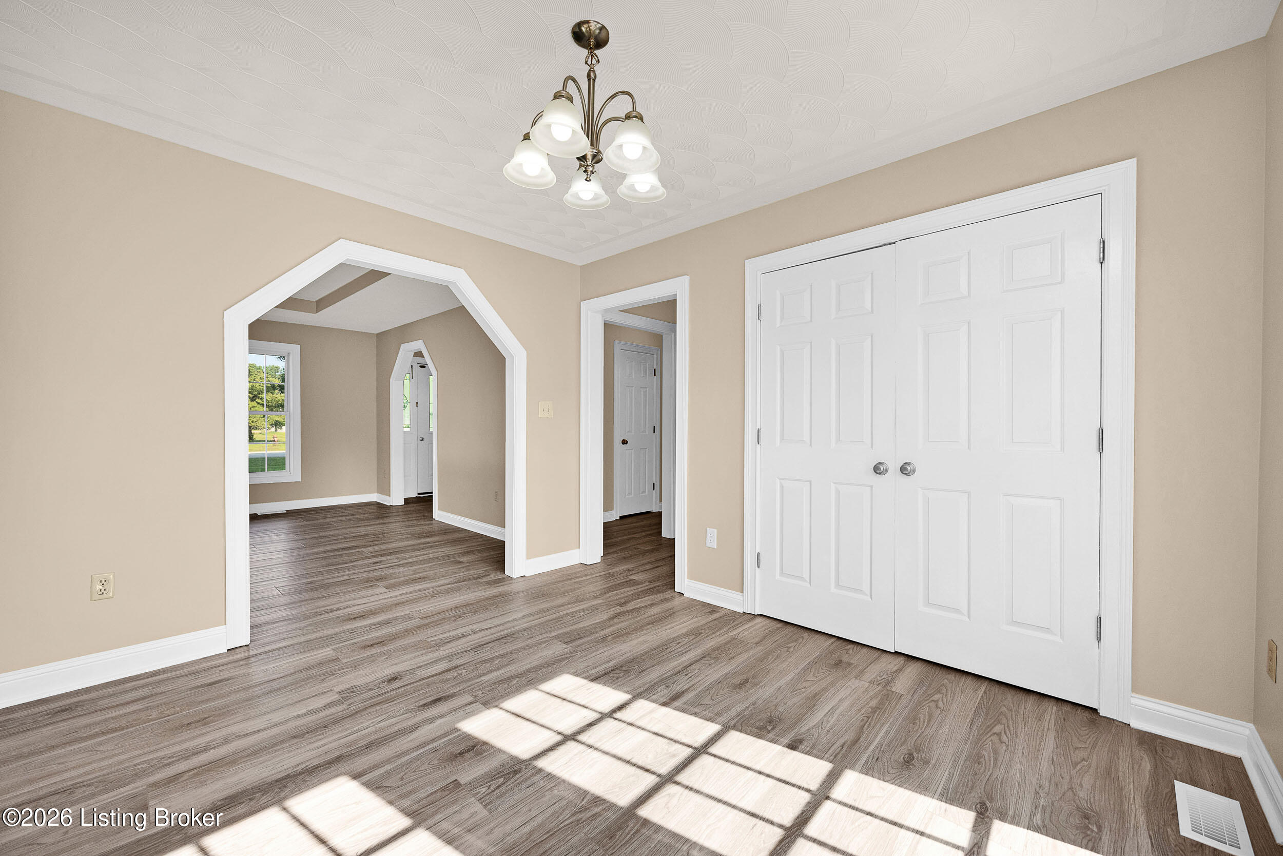 1021 Leigh Terrace Property Photo 10