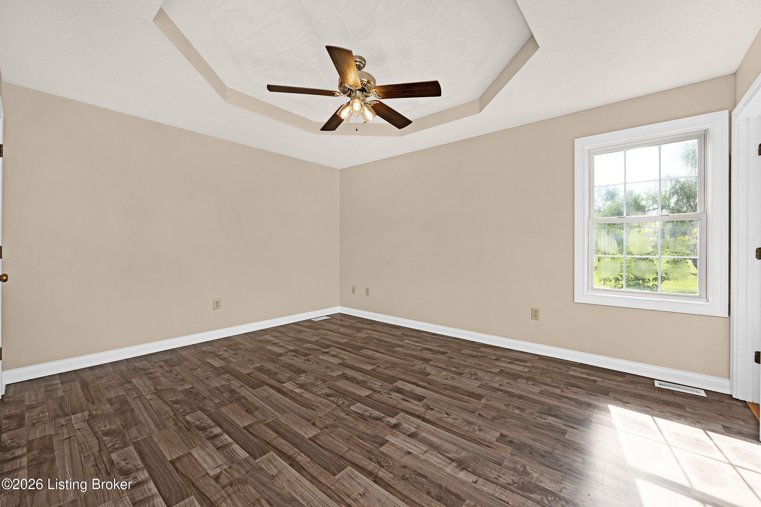 1021 Leigh Terrace Property Photo 12