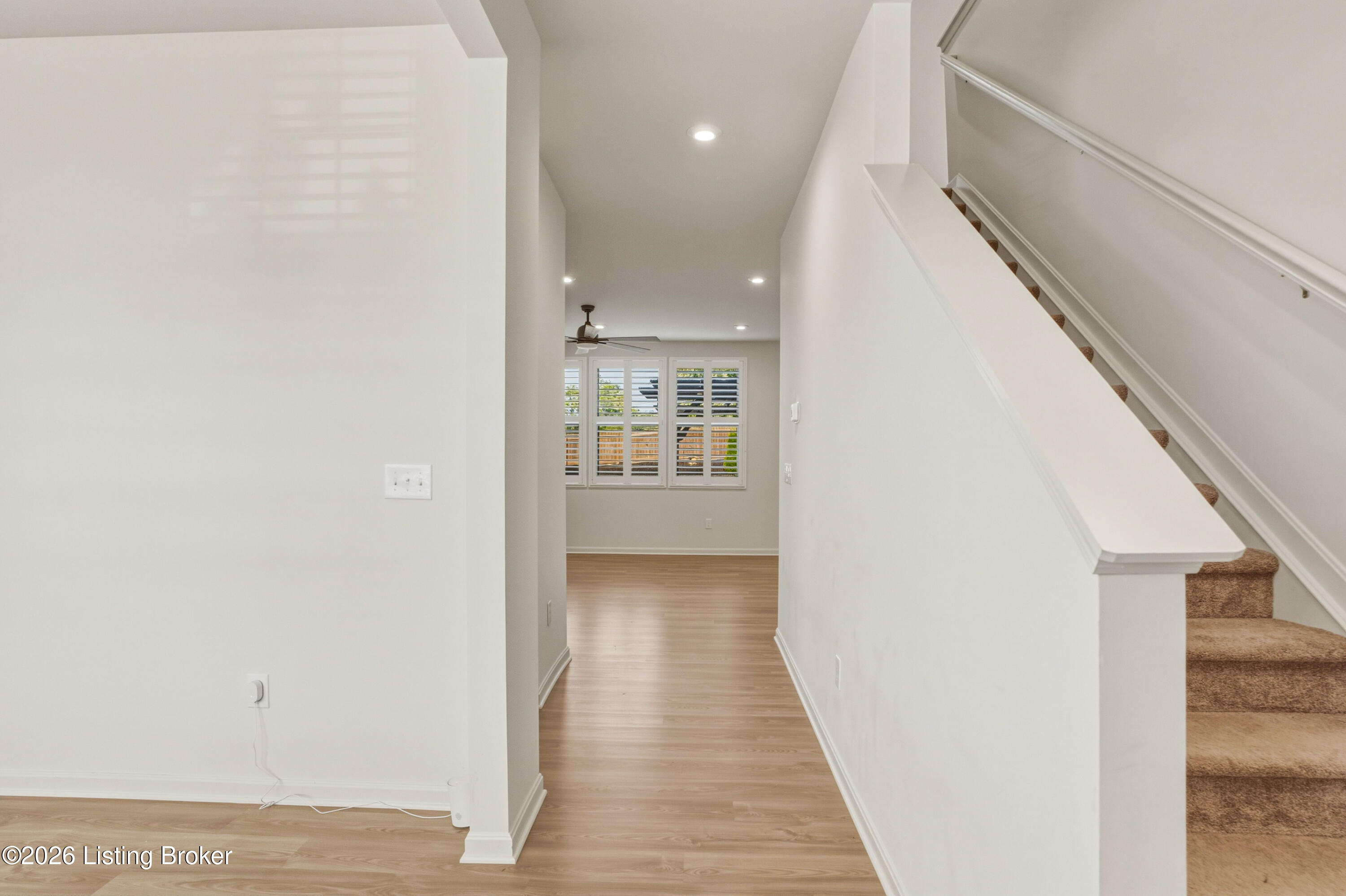437 Vildana Way Property Photo 5