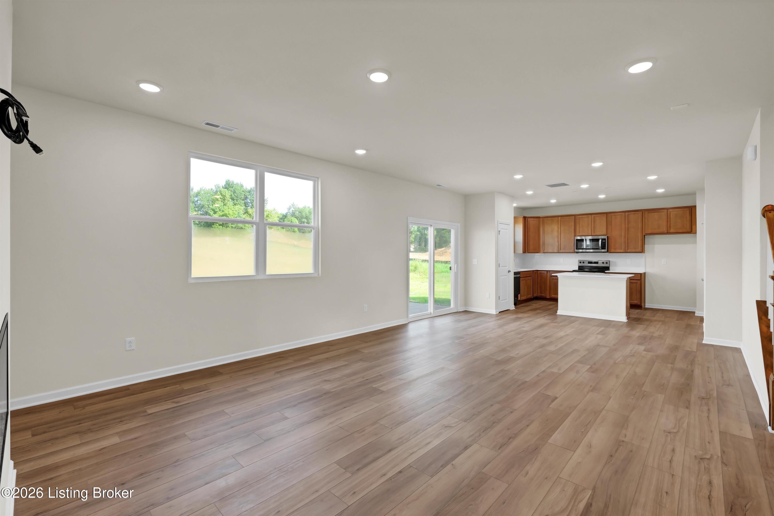 8417 Hollis Vw Way Property Photo 17