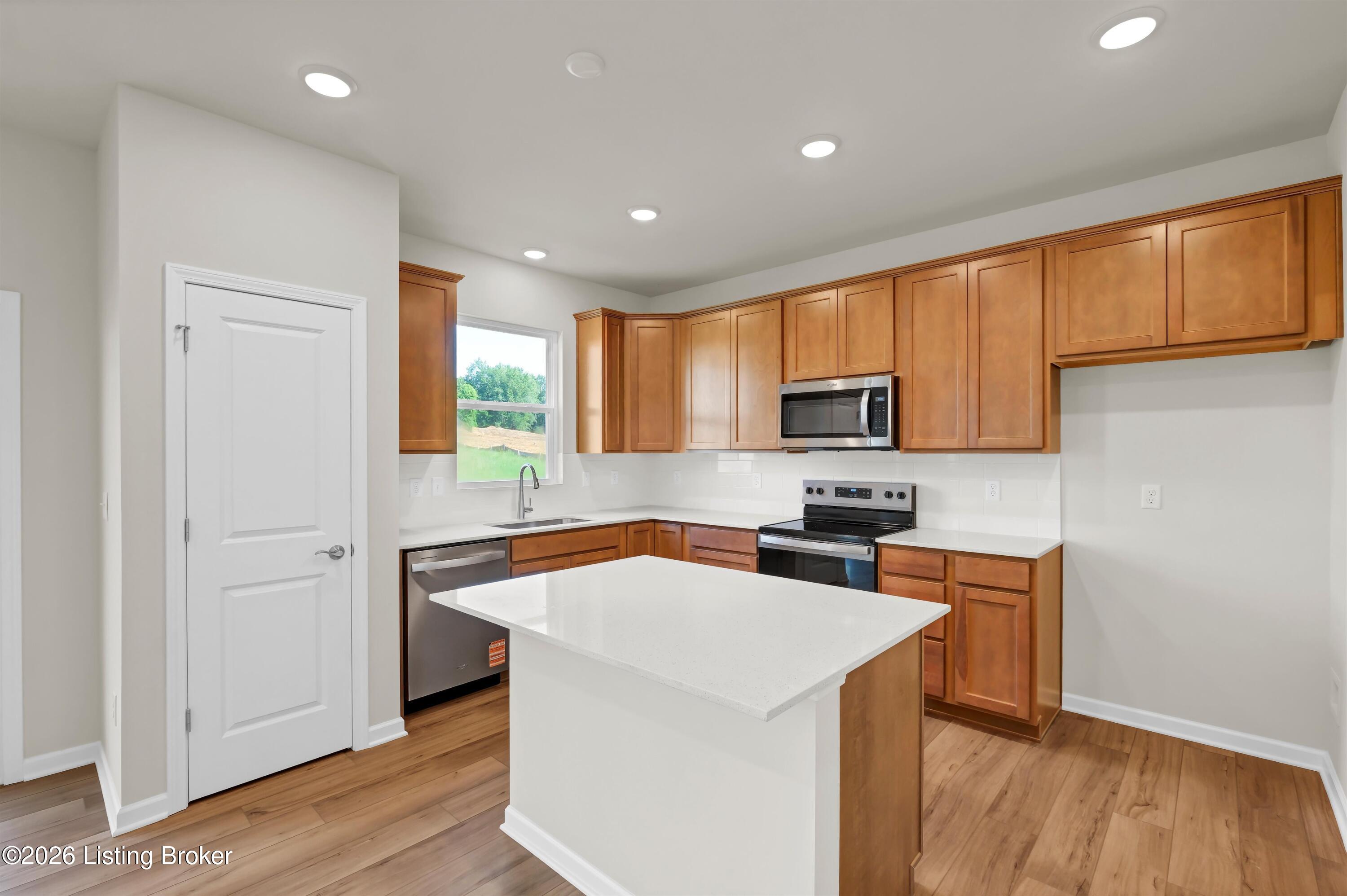 8417 Hollis Vw Way Property Photo 19
