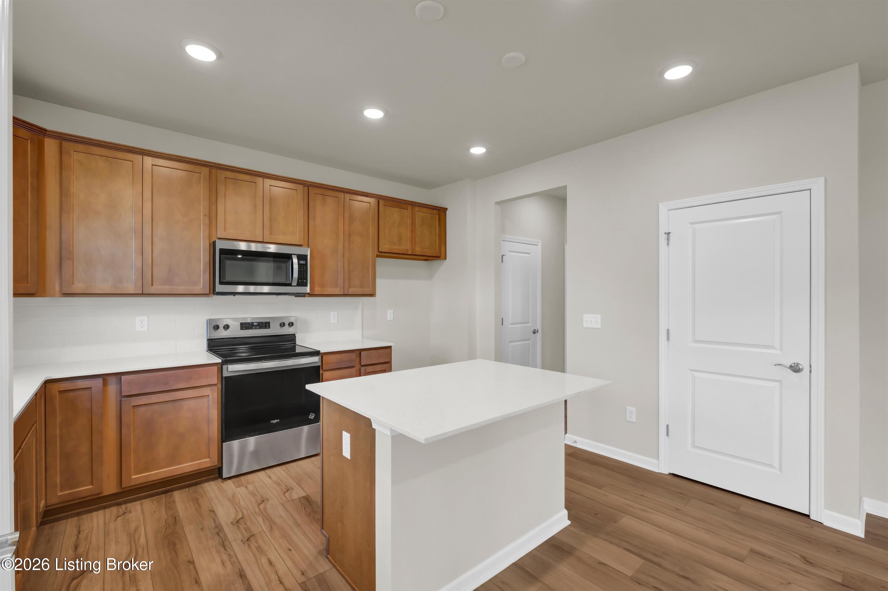 8417 Hollis Vw Way Property Photo 21