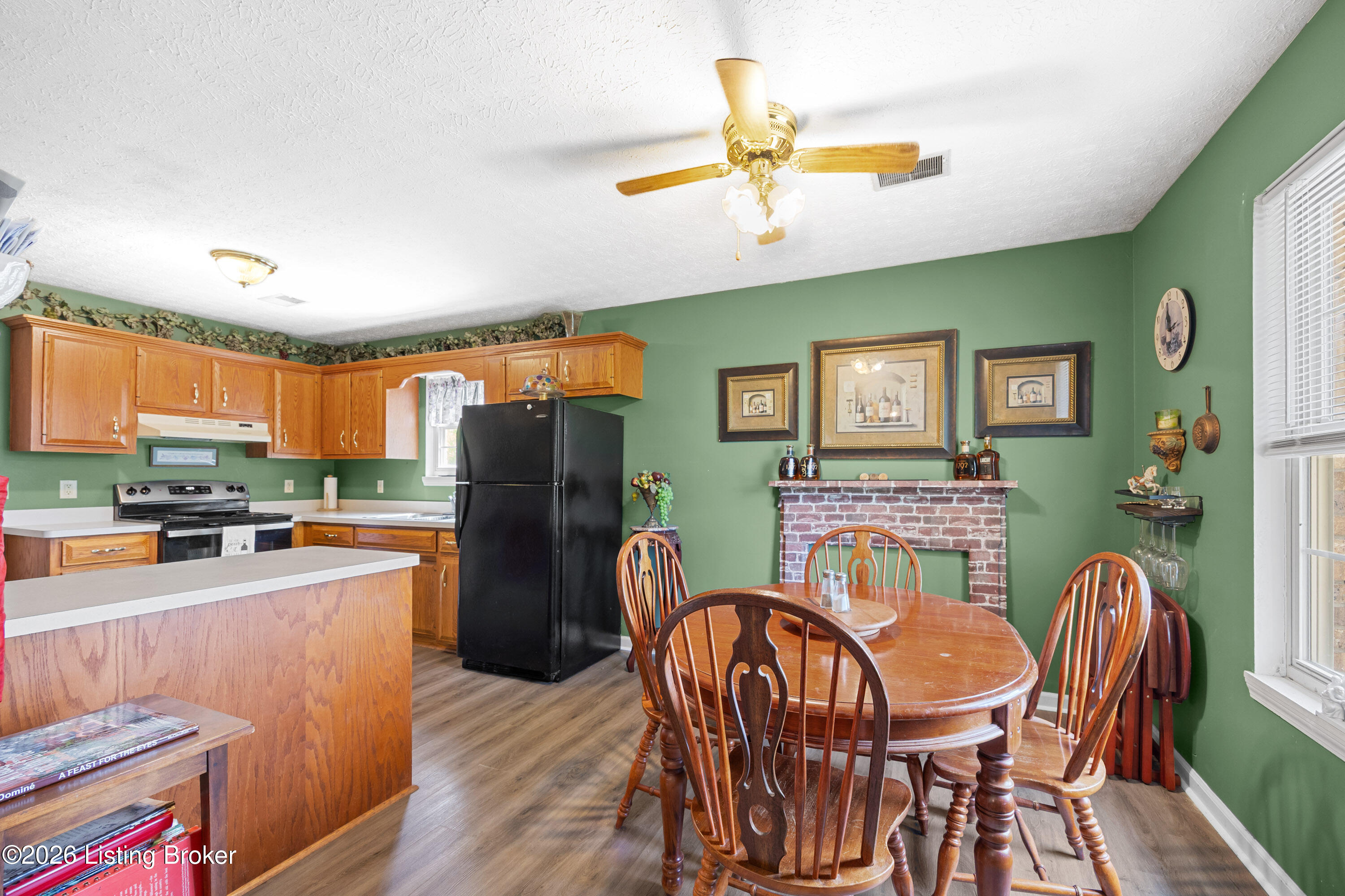 108 Pittsburg St Property Photo 11