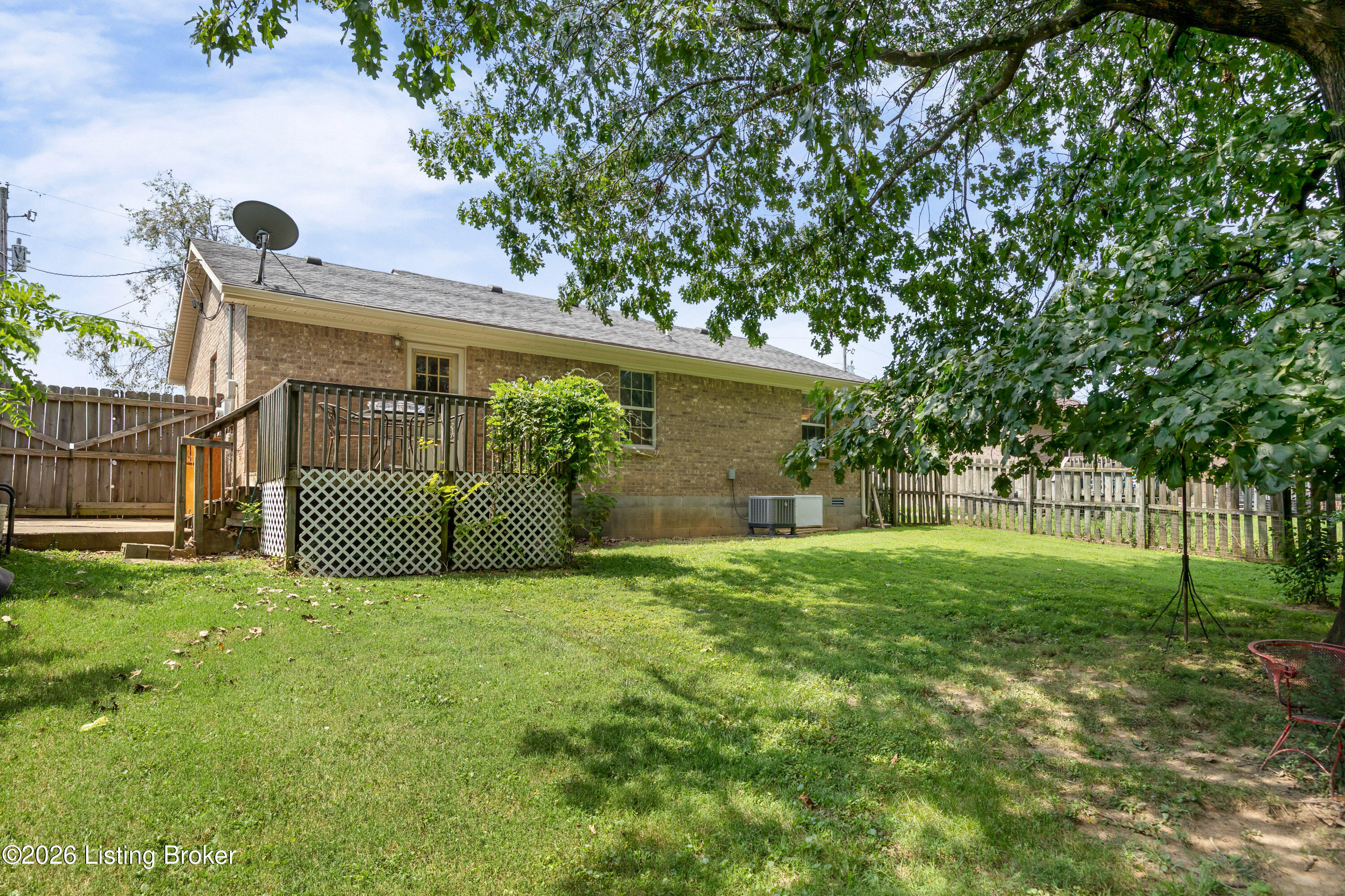 108 Pittsburg St Property Photo 18