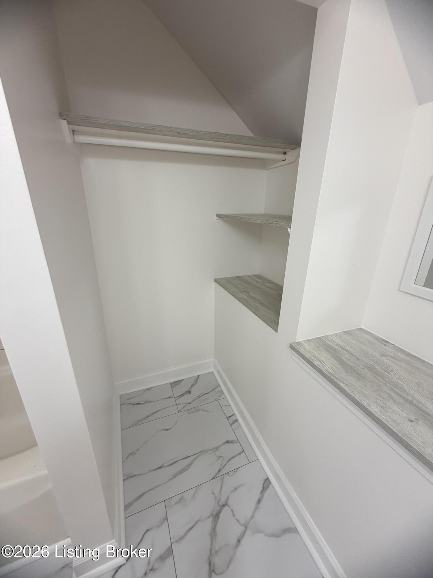 611 5th St Property Photo 19