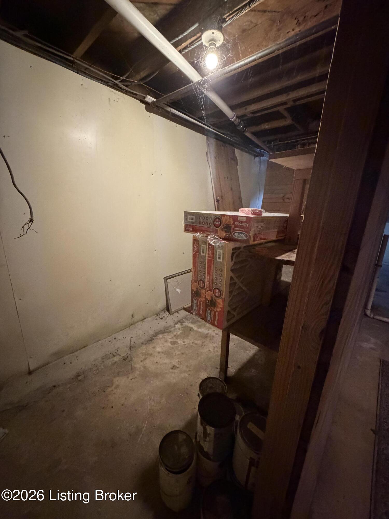 124 W Forest Ave Property Photo 31