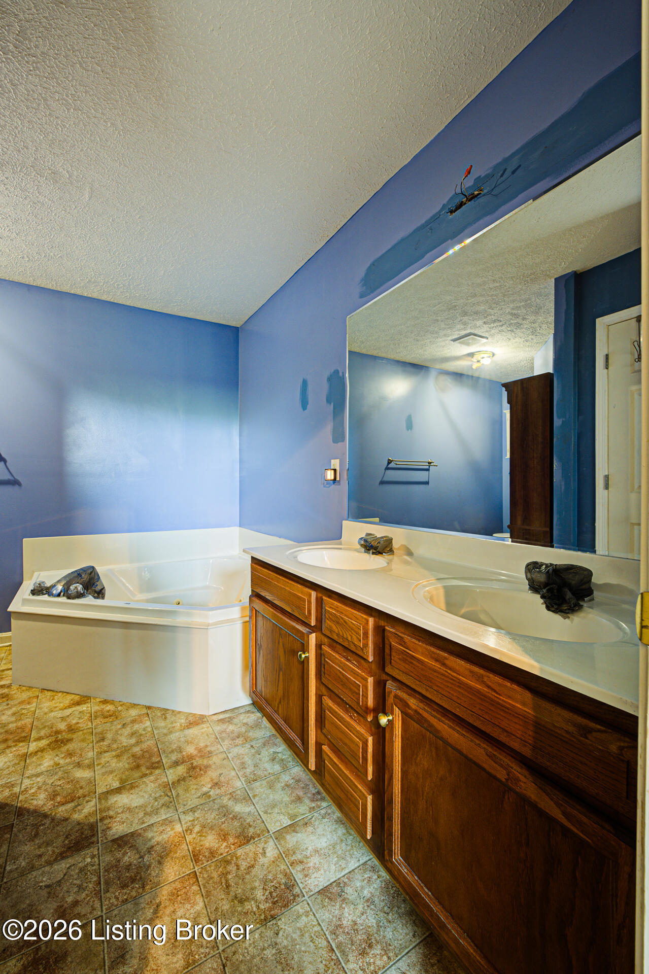 2660 Wolf-pen Rd Property Photo 10