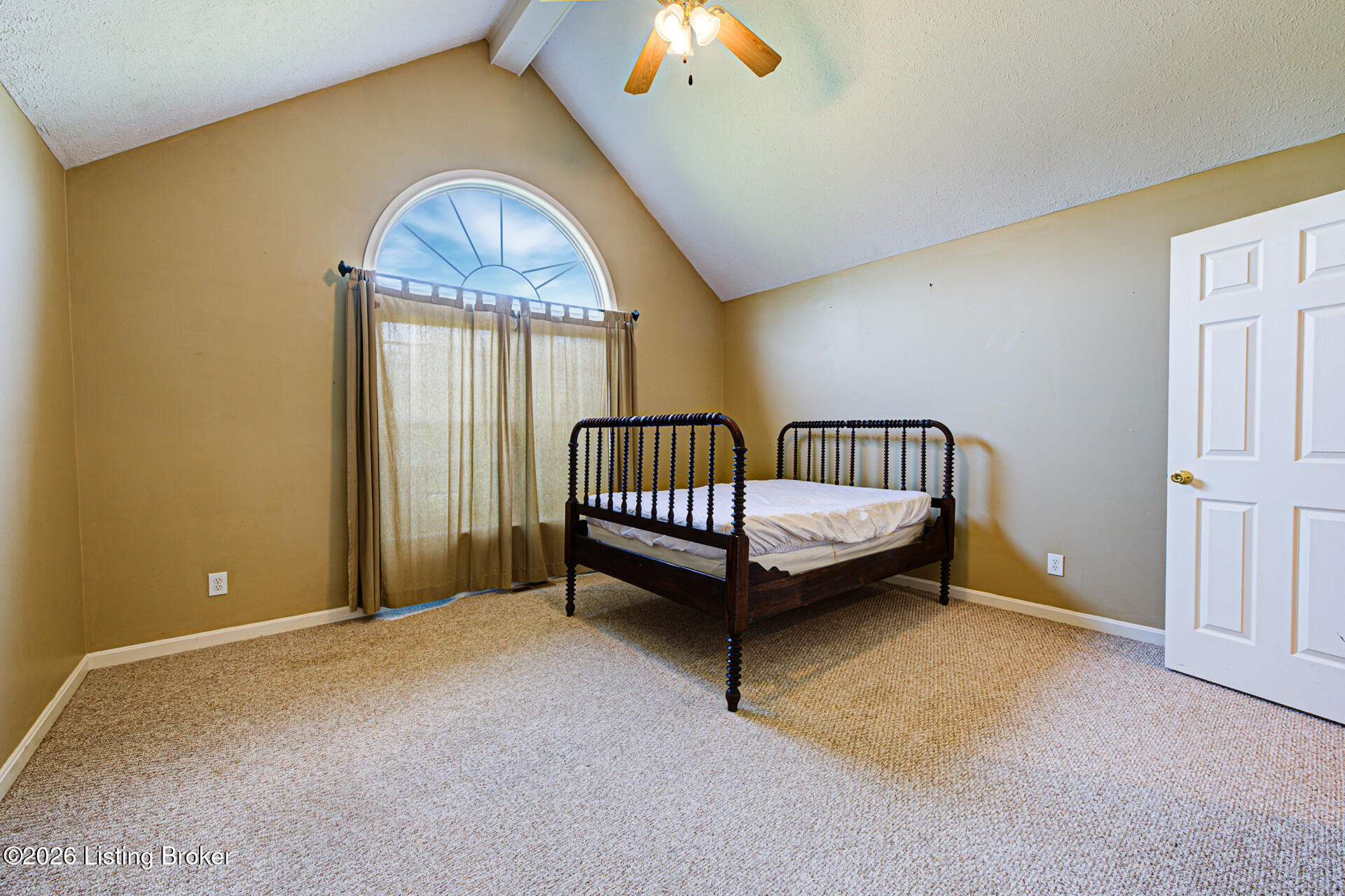 2660 Wolf-pen Rd Property Photo 14