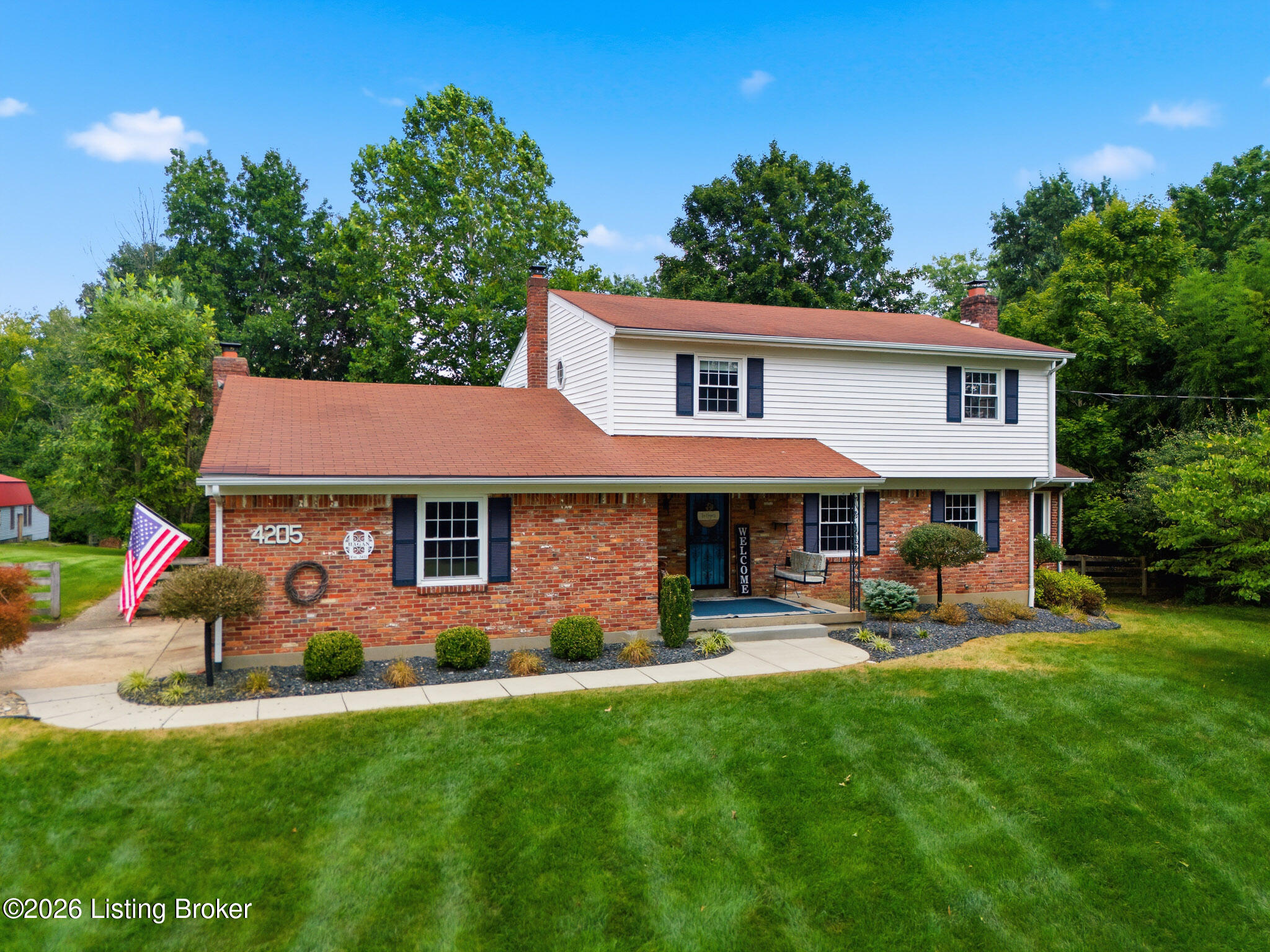 4205 Evergreen Rd Property Photo 6