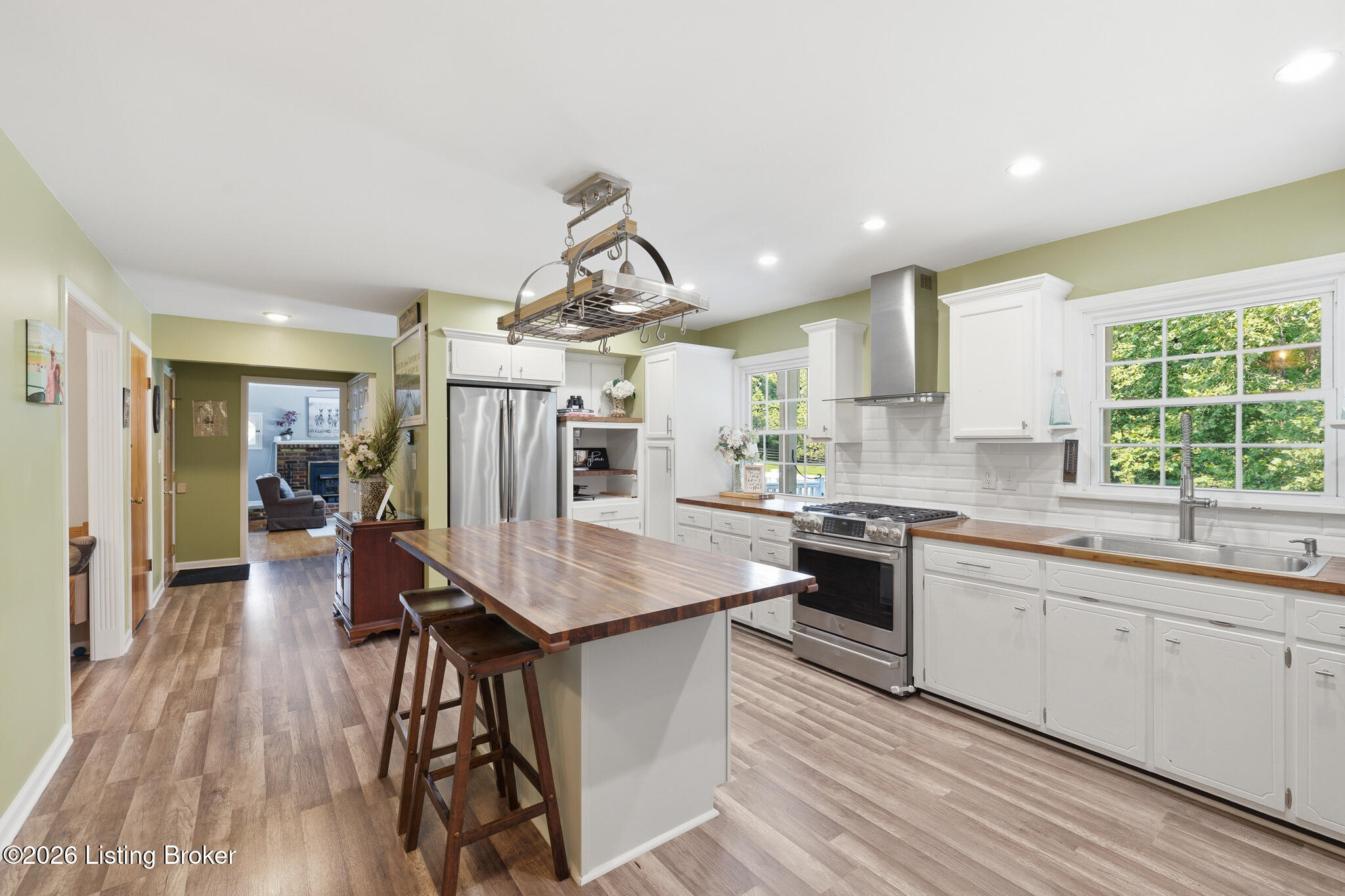 4205 Evergreen Rd Property Photo 17