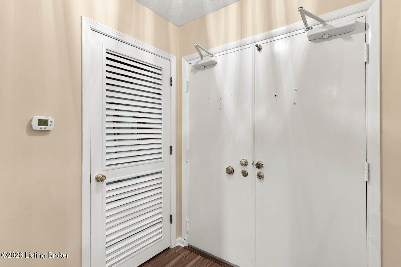 3030 Breckenridge Ln 208 Property Photo 8