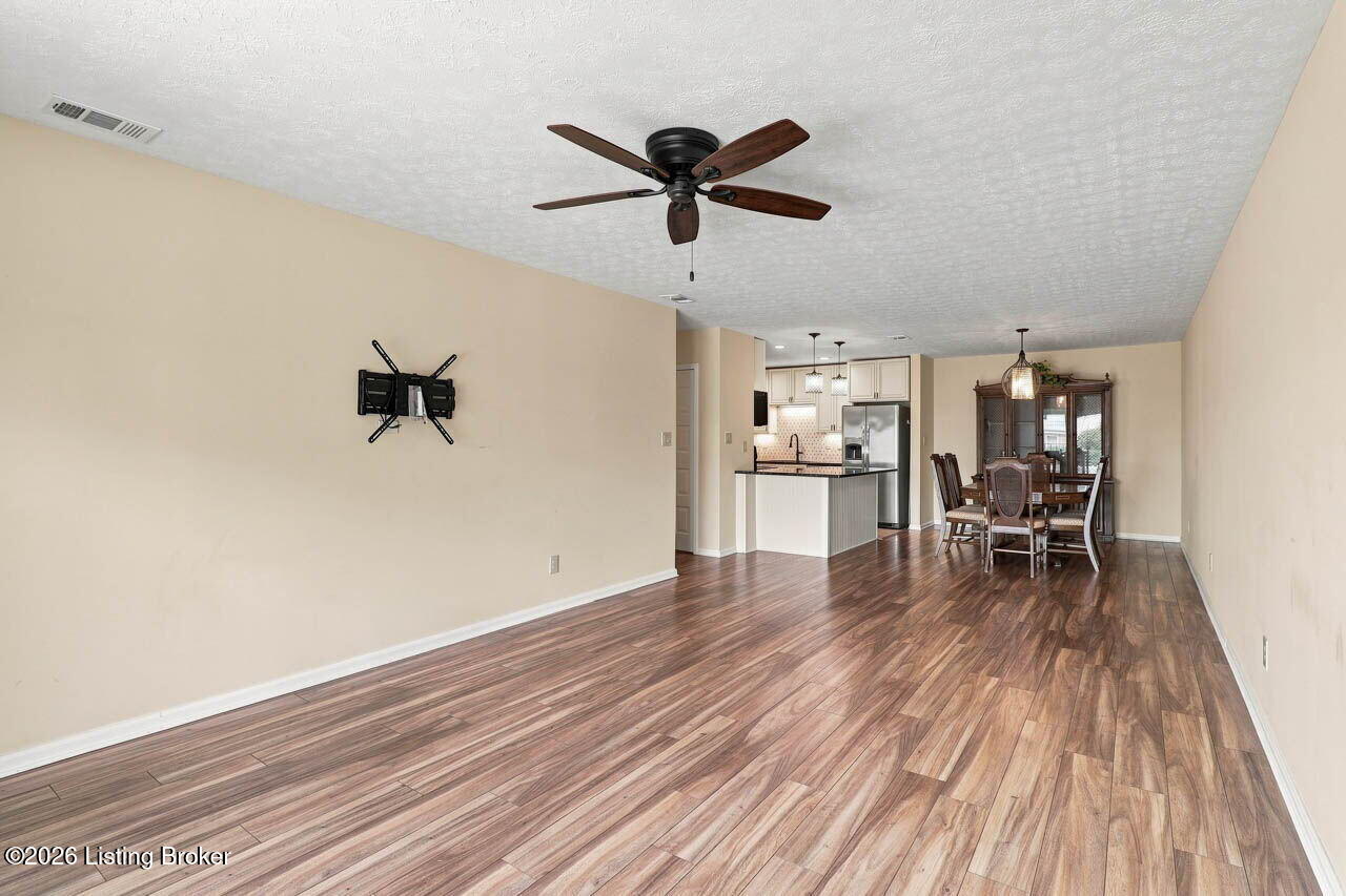 3030 Breckenridge Ln 208 Property Photo 18