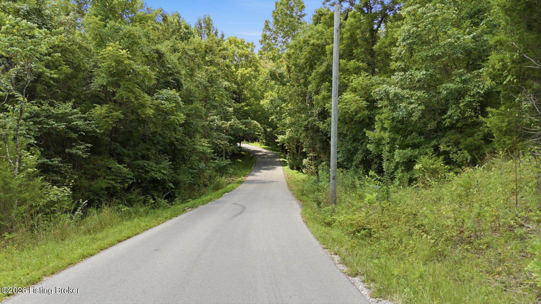 2540 Jim Clark Rd Property Photo 3