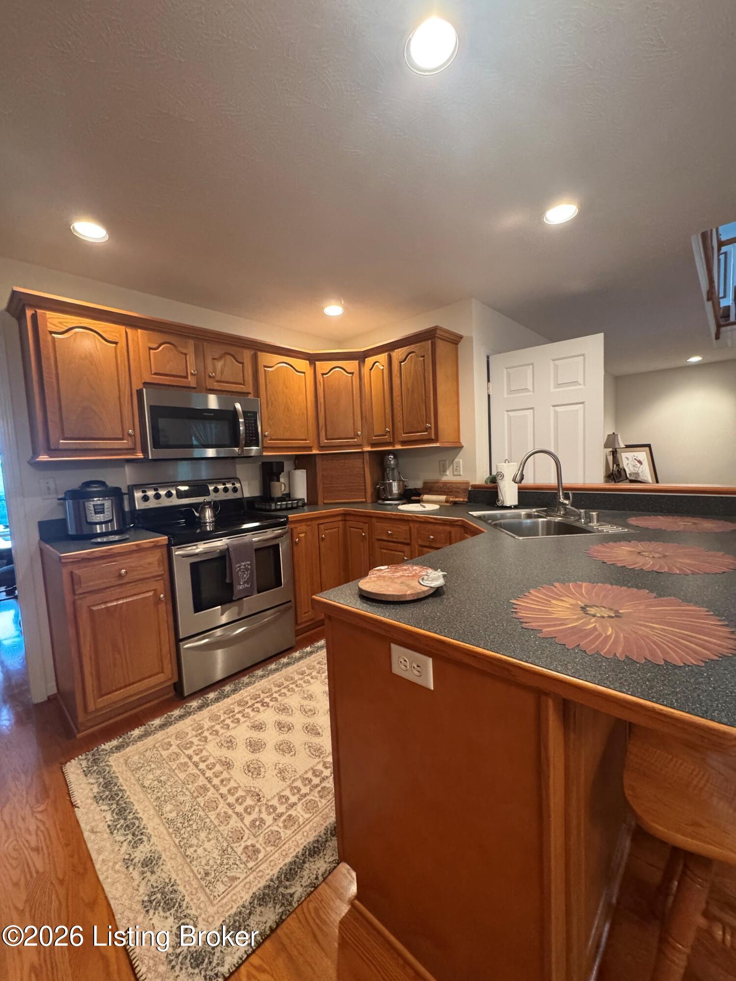 7730 Cottage Cove Way Property Photo 15