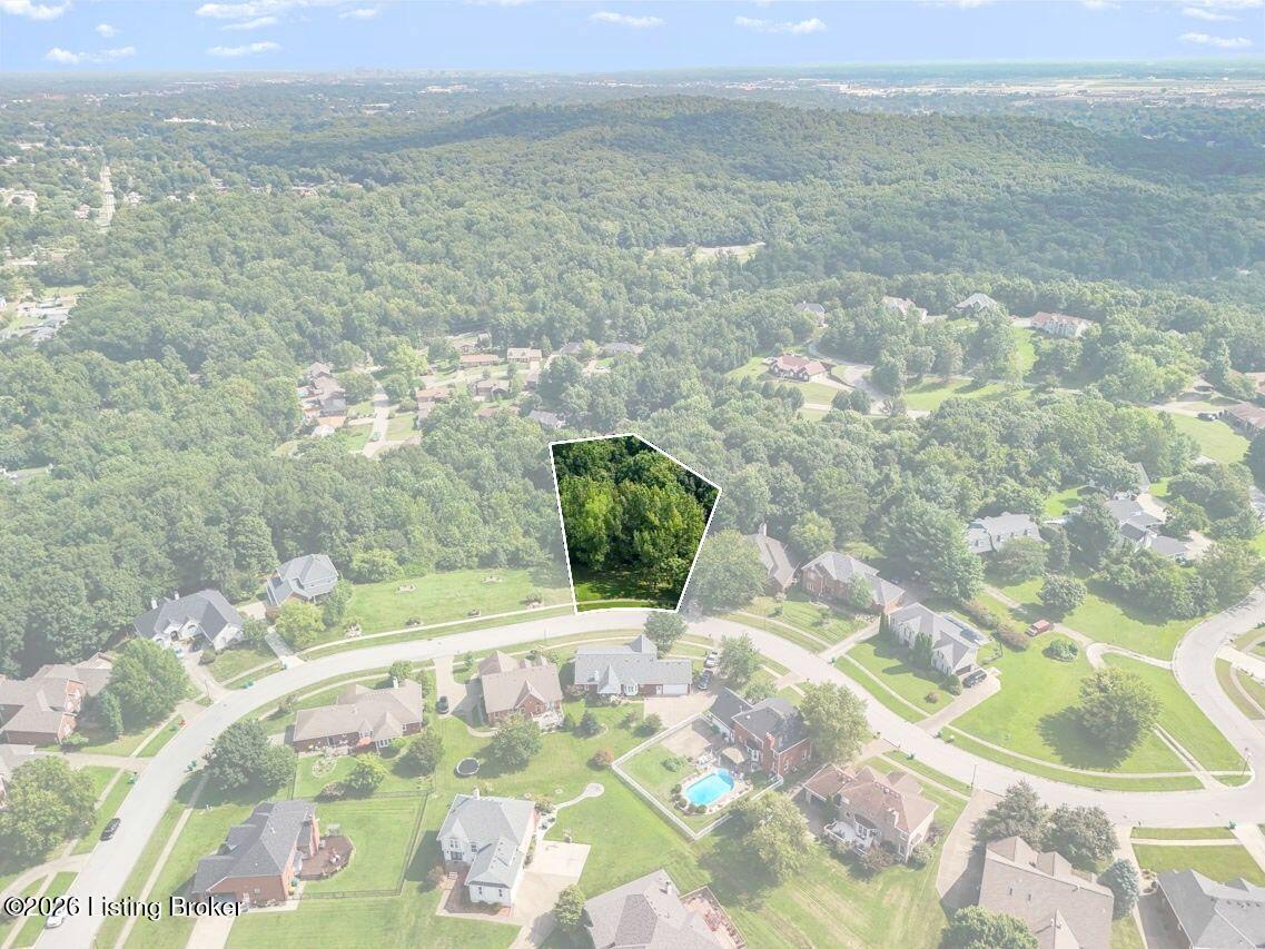 2009 Hillcircle Rd Property Photo 2