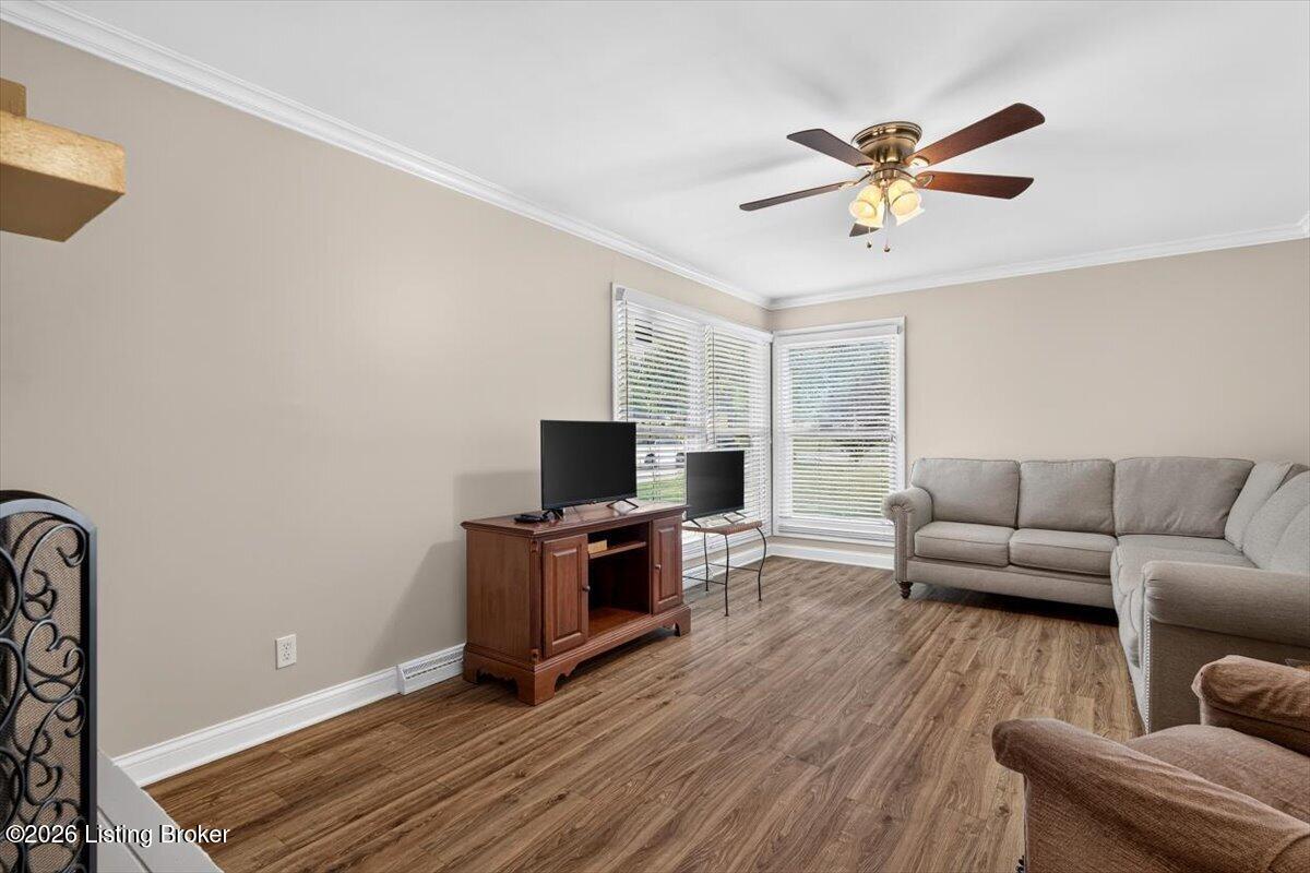 3302 Norwood Dr Property Photo 2