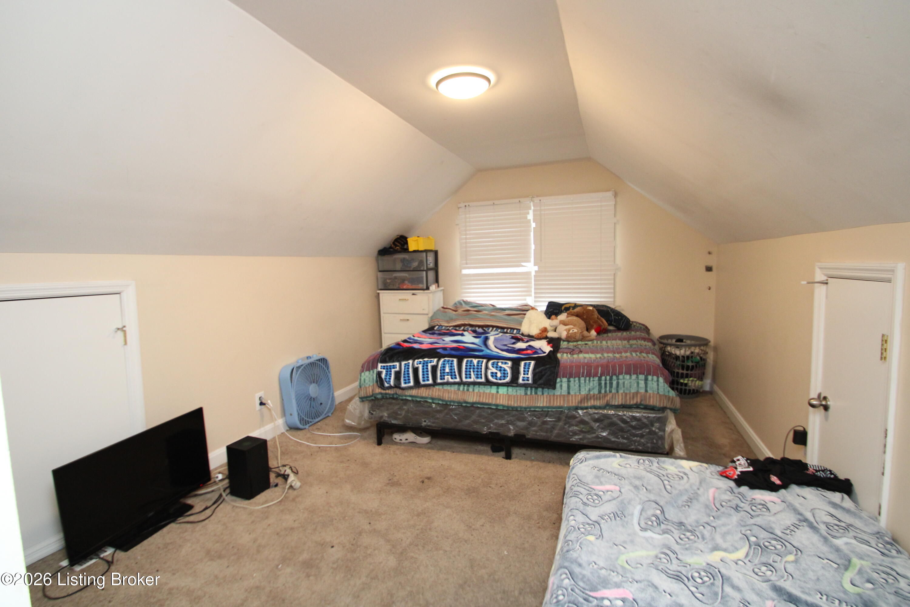 2824 Yorkshire Blvd Property Photo 8