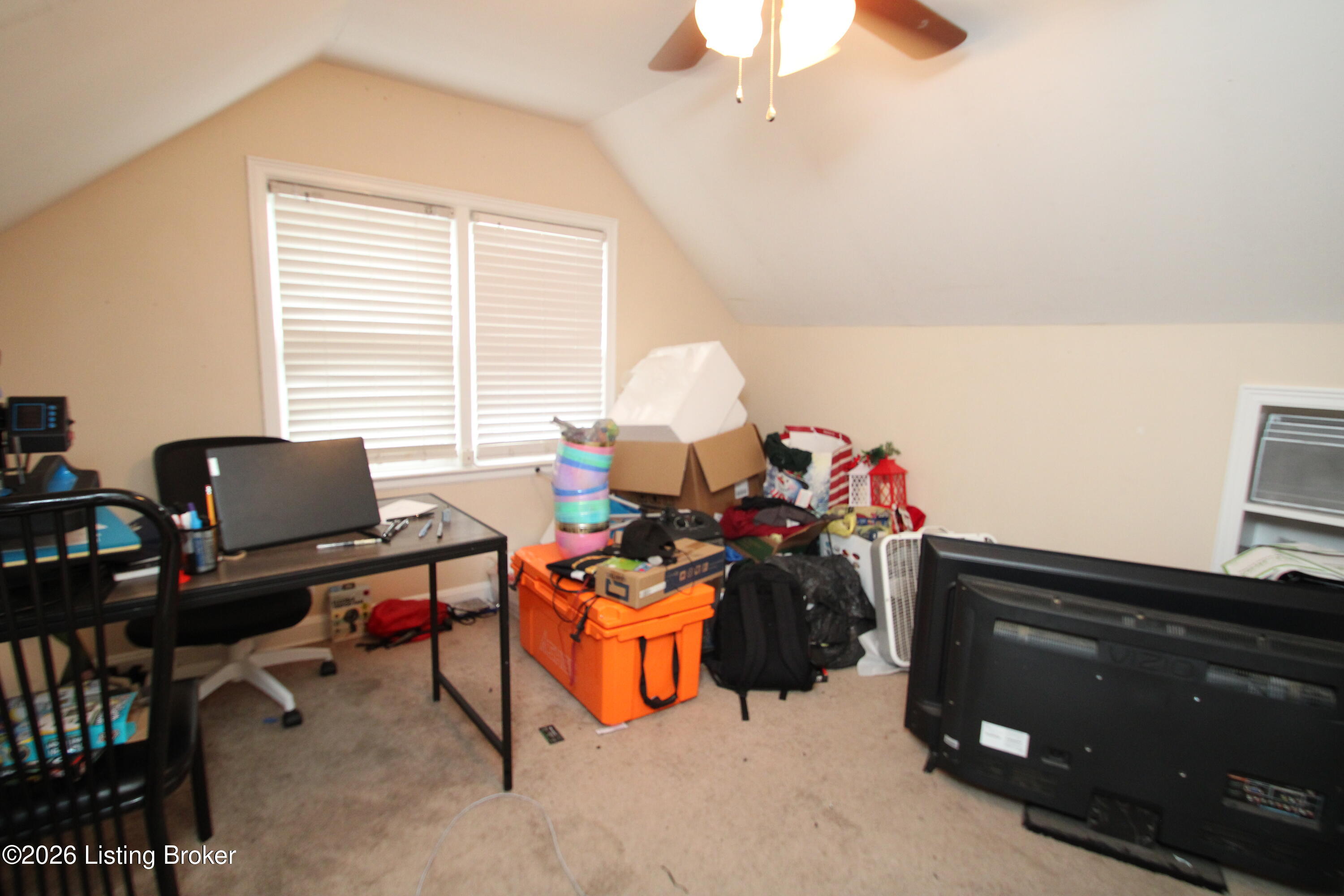 2824 Yorkshire Blvd Property Photo 9