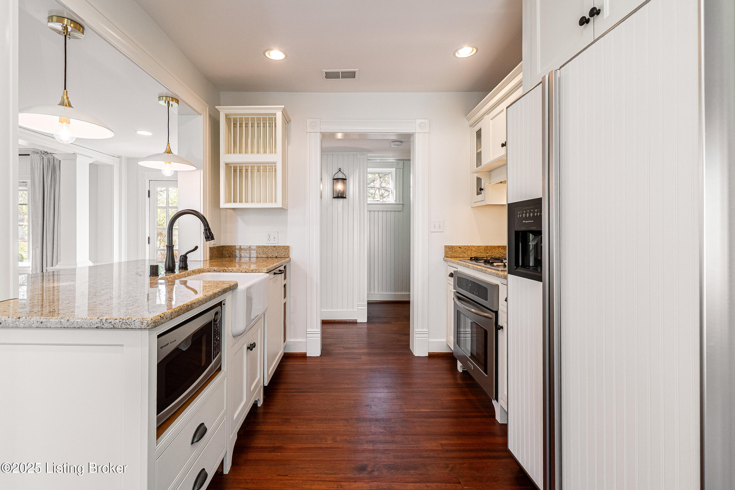 1307 Glenbrook Rd Property Photo 19