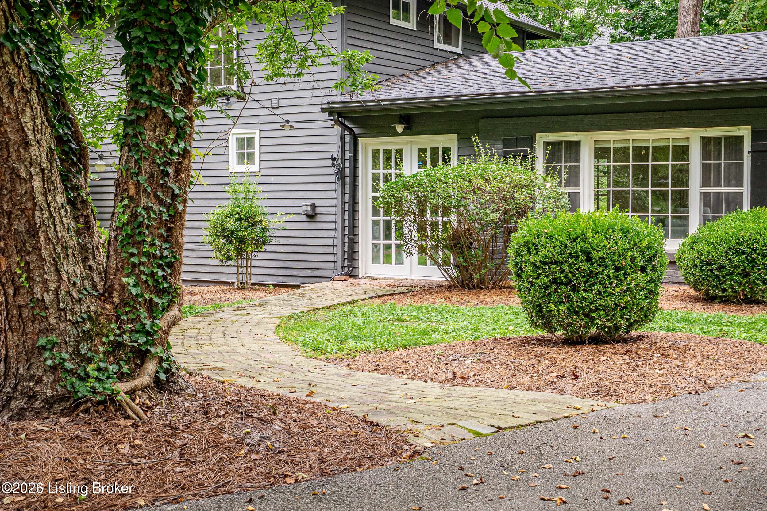 1307 Glenbrook Rd Property Photo 36