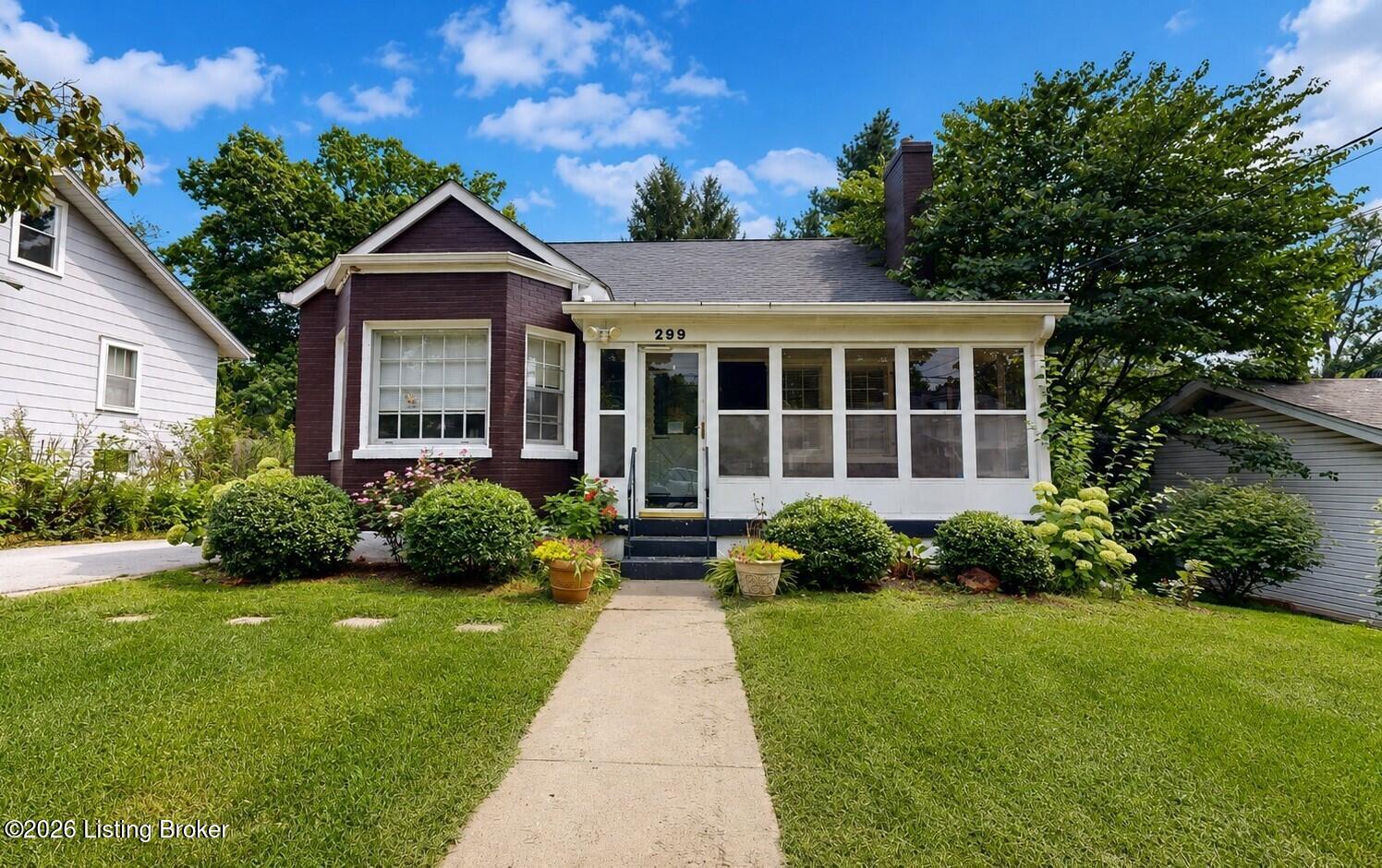 299 Winton Ave Property Photo 1