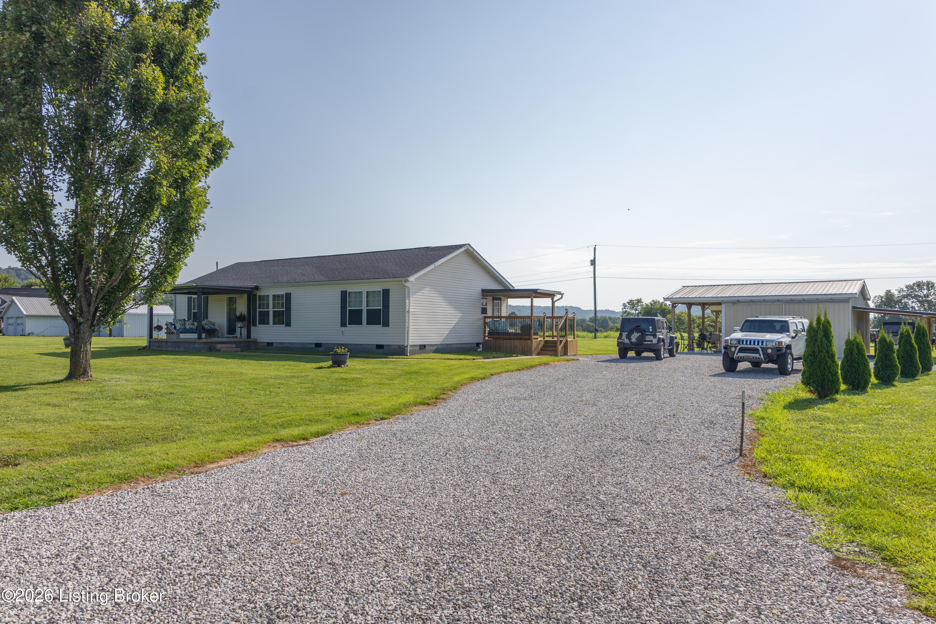 710 State Hwy 289 Property Photo 3