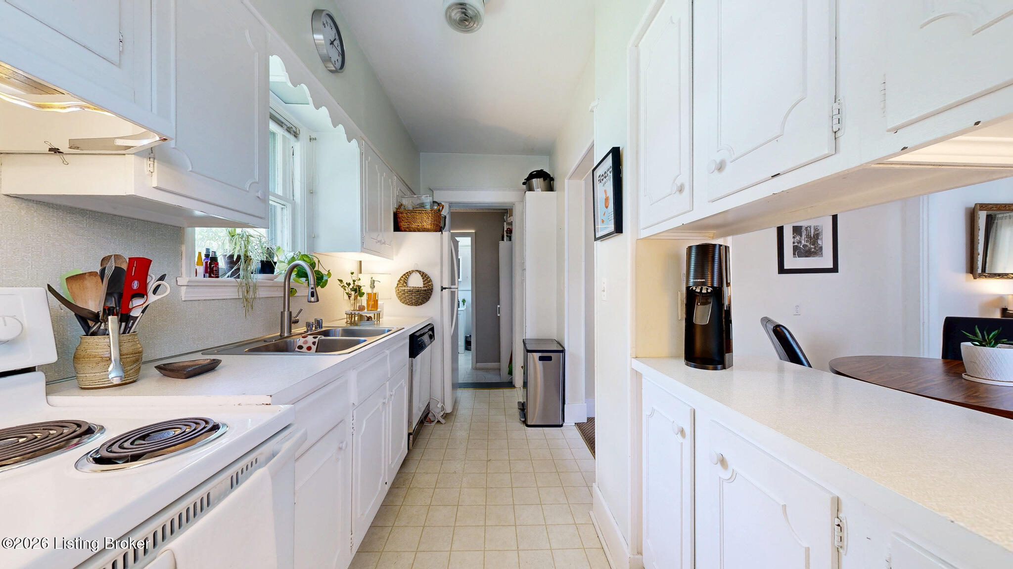 170 Mccready Ave Property Photo 16