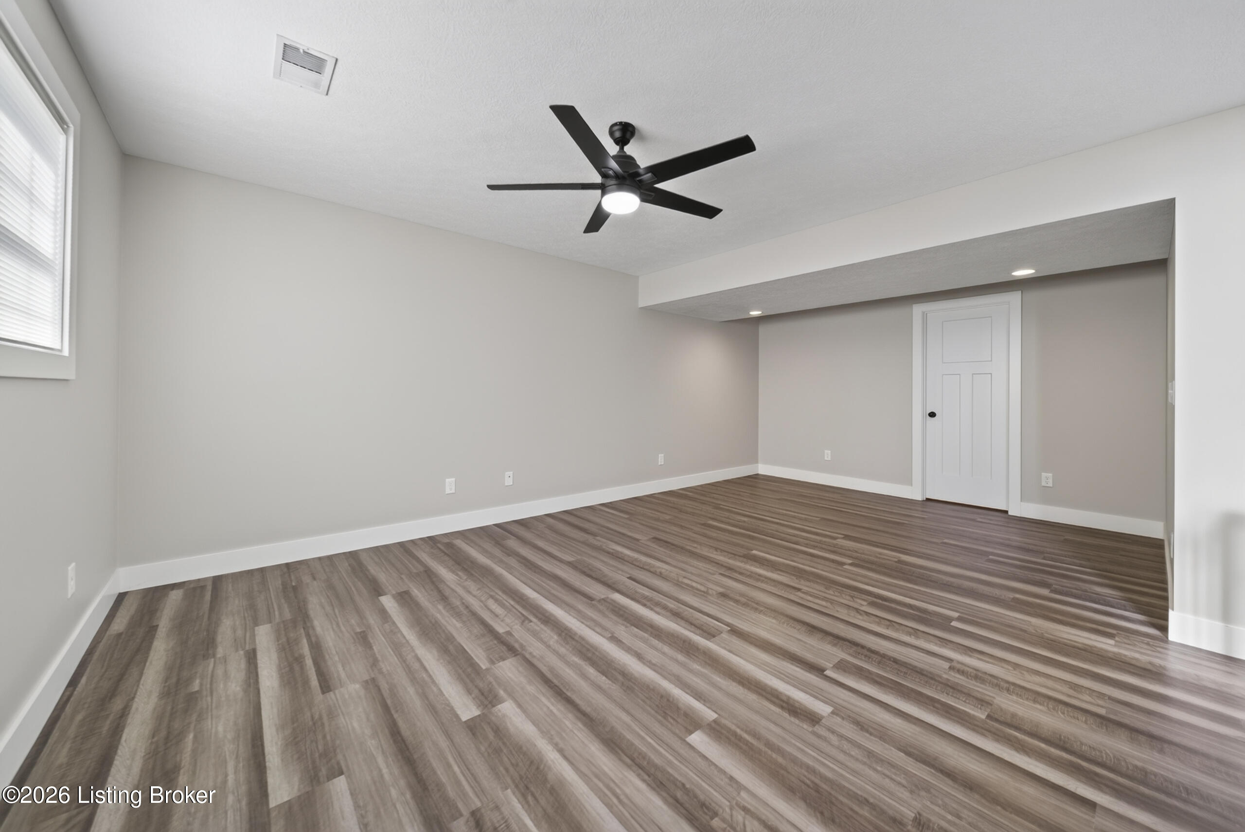 107 Seabiscuit Ct Property Photo 24
