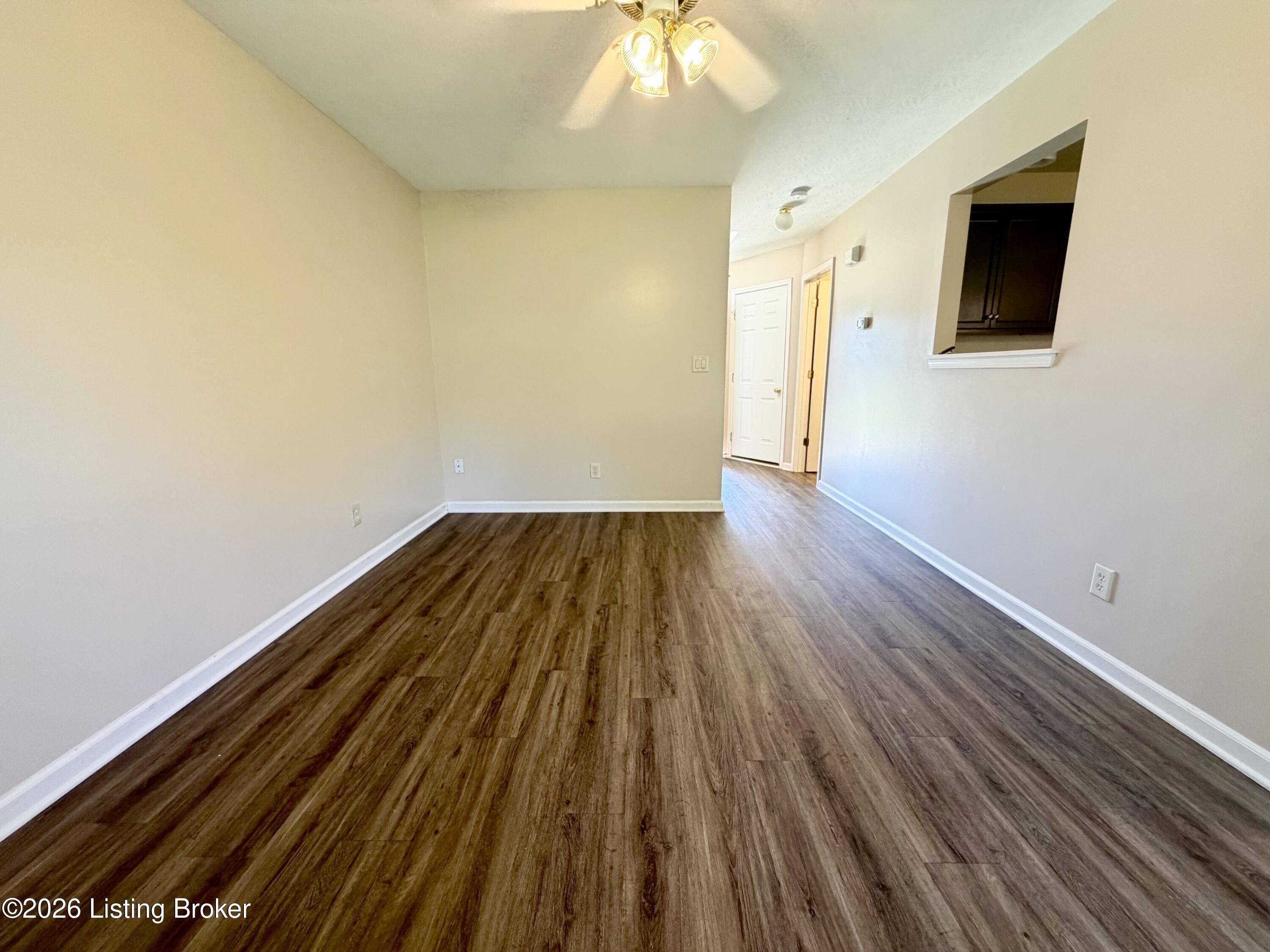 1514 1/2 St Joe Ct Property Photo 2