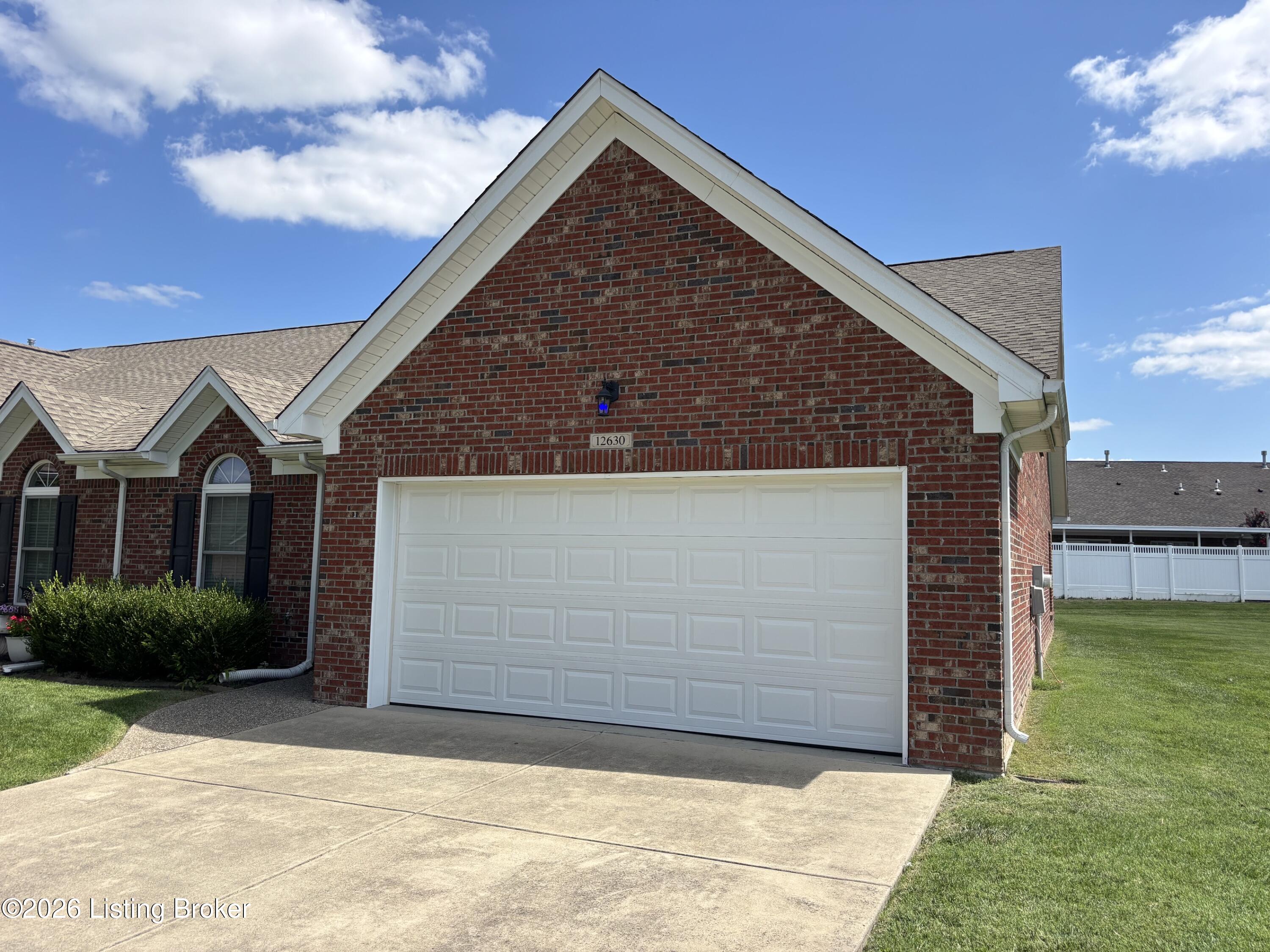 12630 Spring Haven Ct Property Photo 2