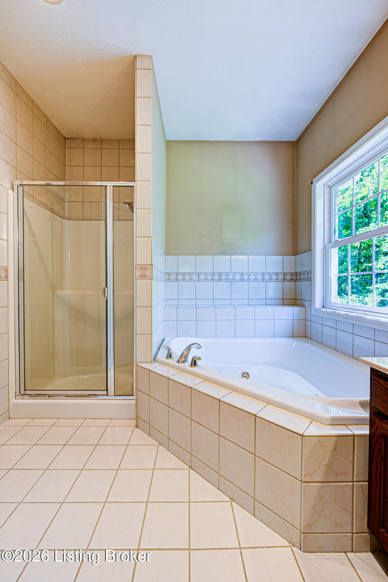 282 Halls Ln Property Photo 21