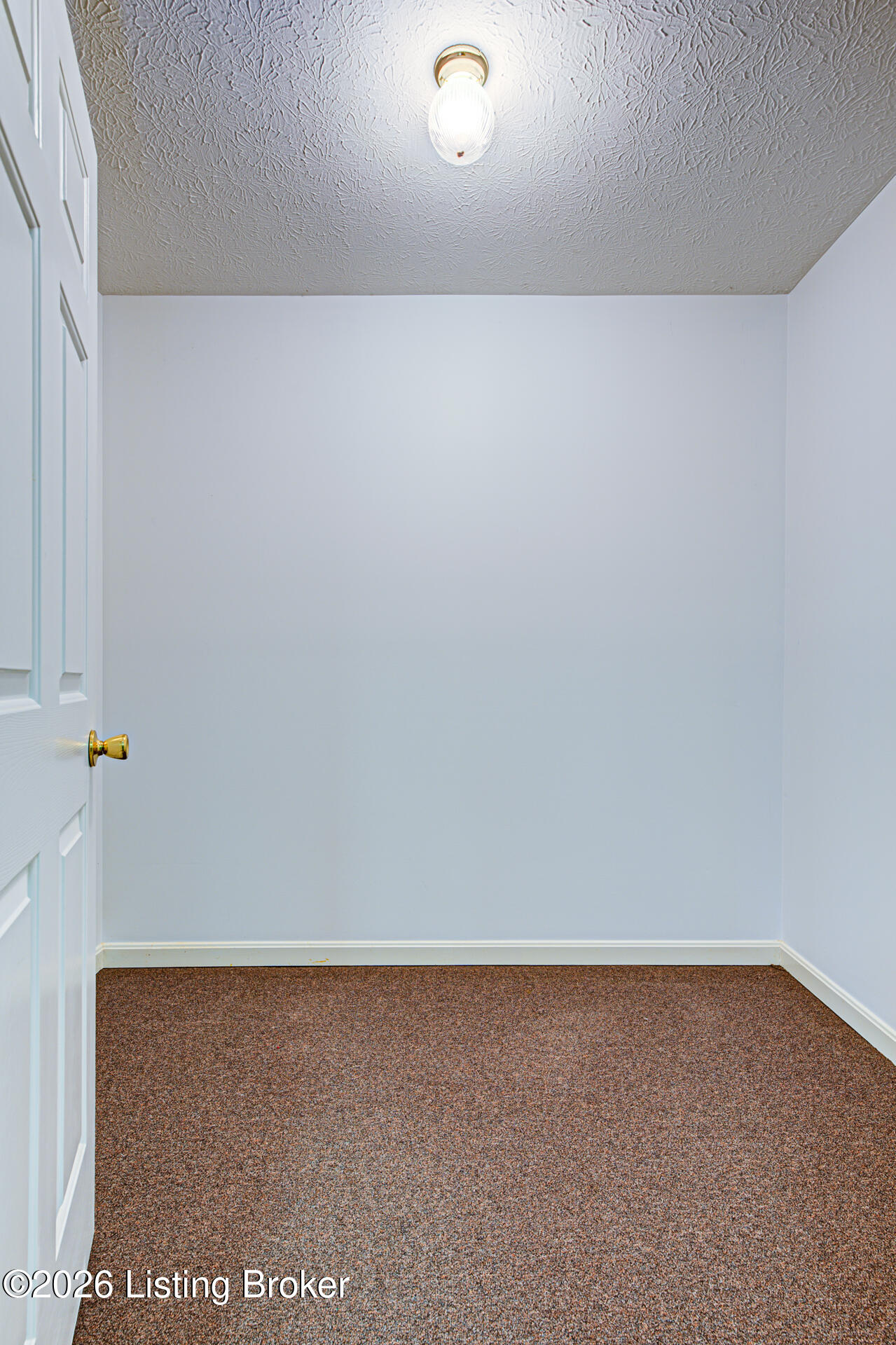 282 Halls Ln Property Photo 37