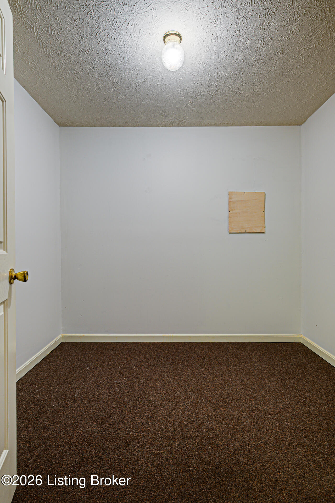 282 Halls Ln Property Photo 38