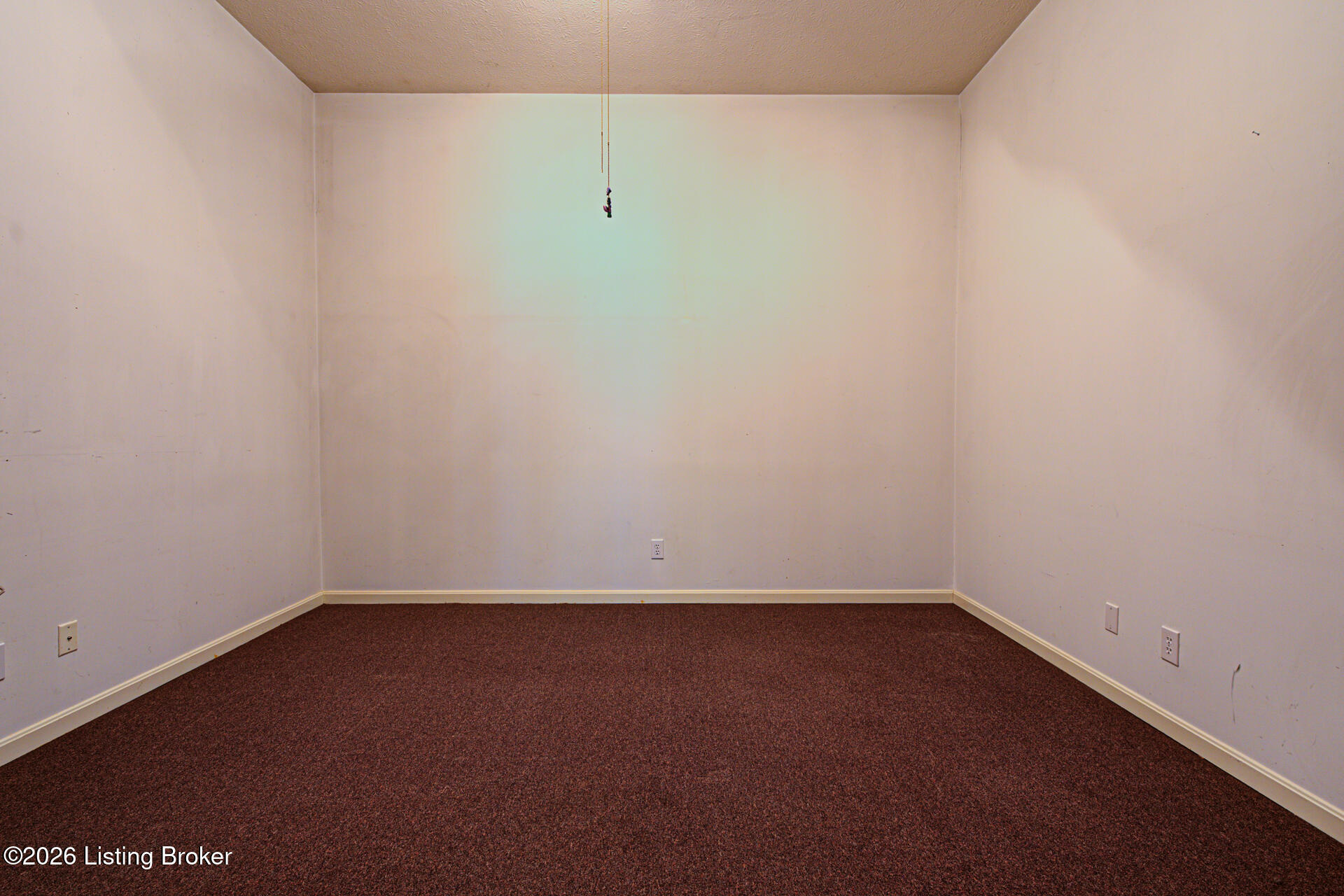 282 Halls Ln Property Photo 41