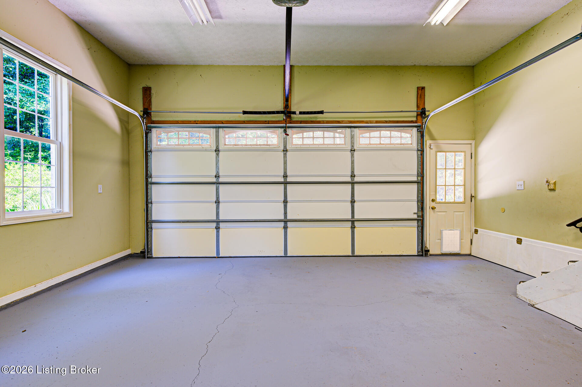282 Halls Ln Property Photo 44