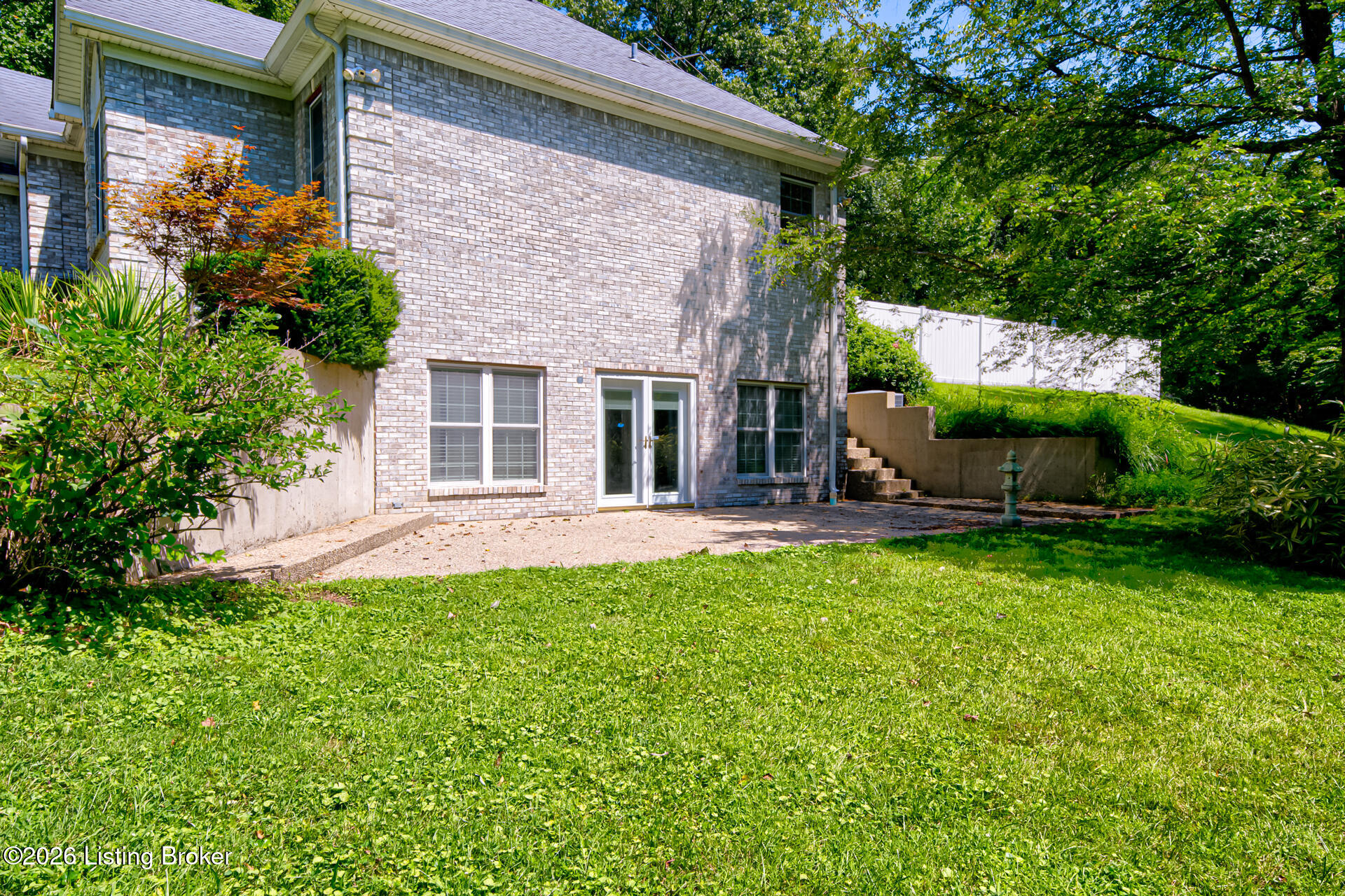 282 Halls Ln Property Photo 48