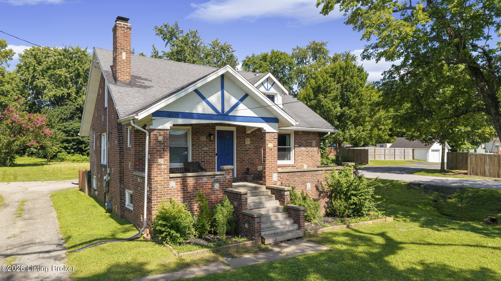 6009 Bardstown Rd Property Photo 1