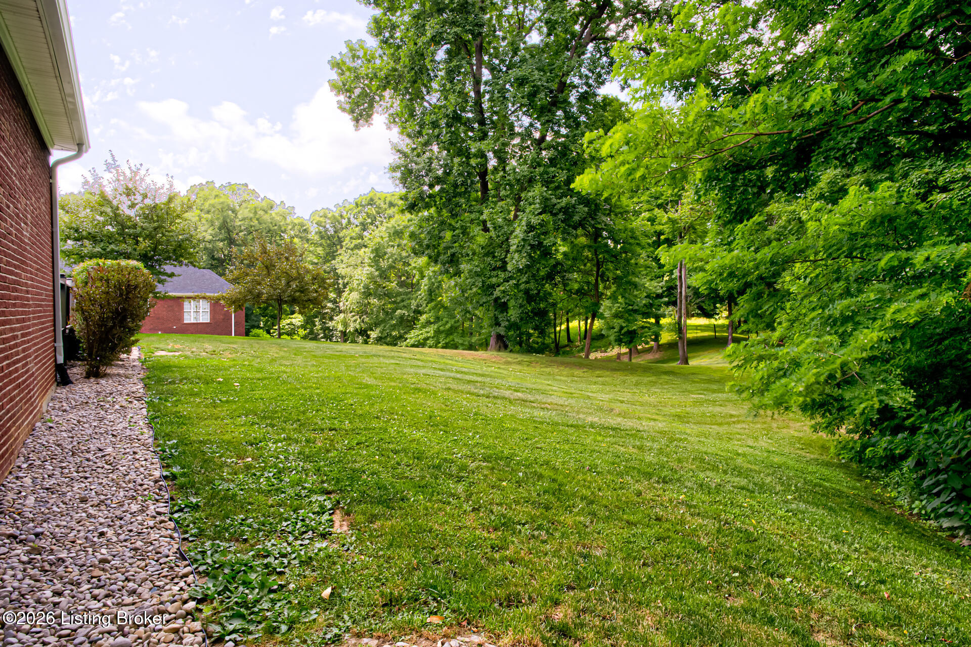 300 Woodlawn Dr Property Photo 48