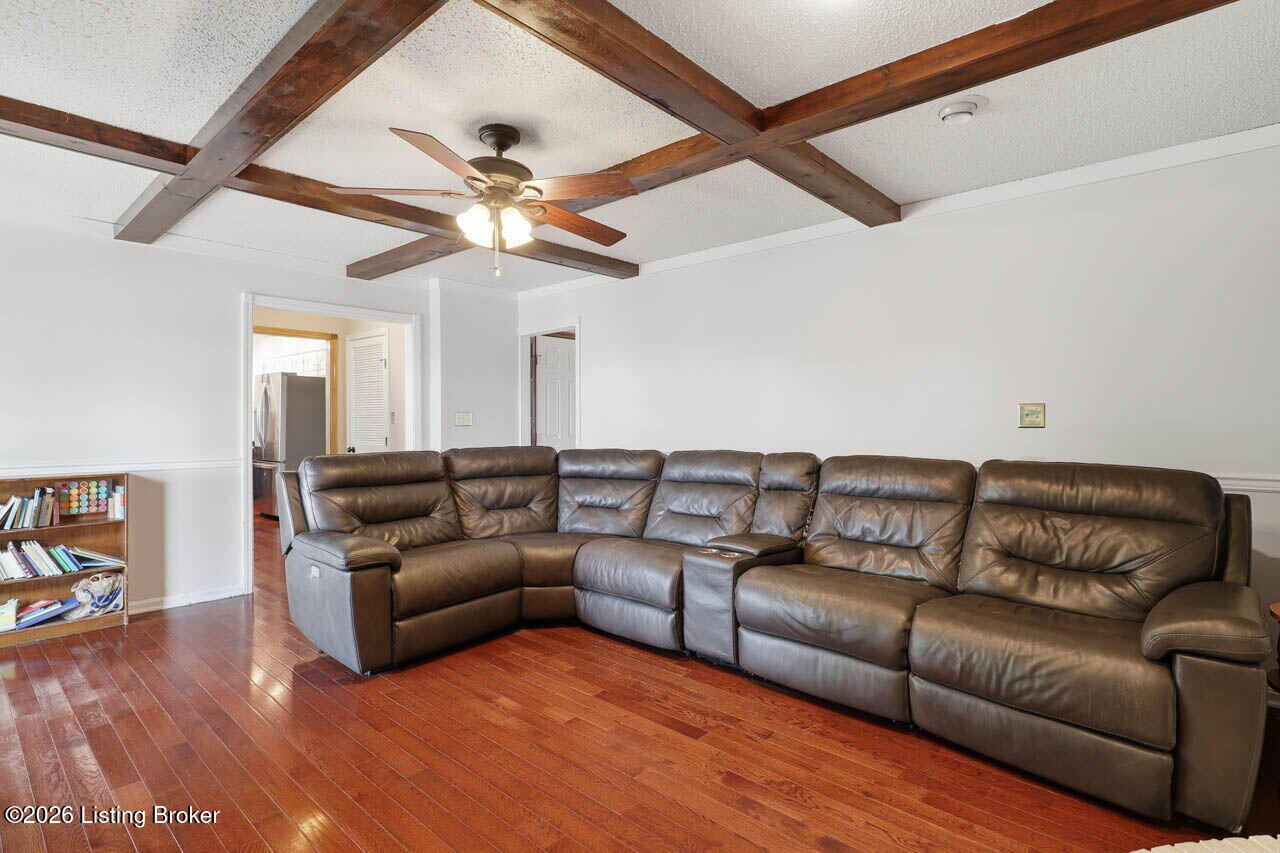 1037 Cobblestone Cir Property Photo 13