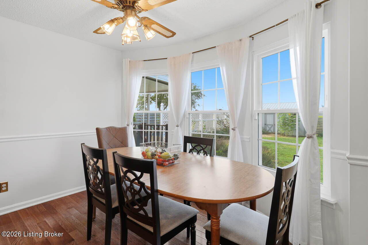 1037 Cobblestone Cir Property Photo 22