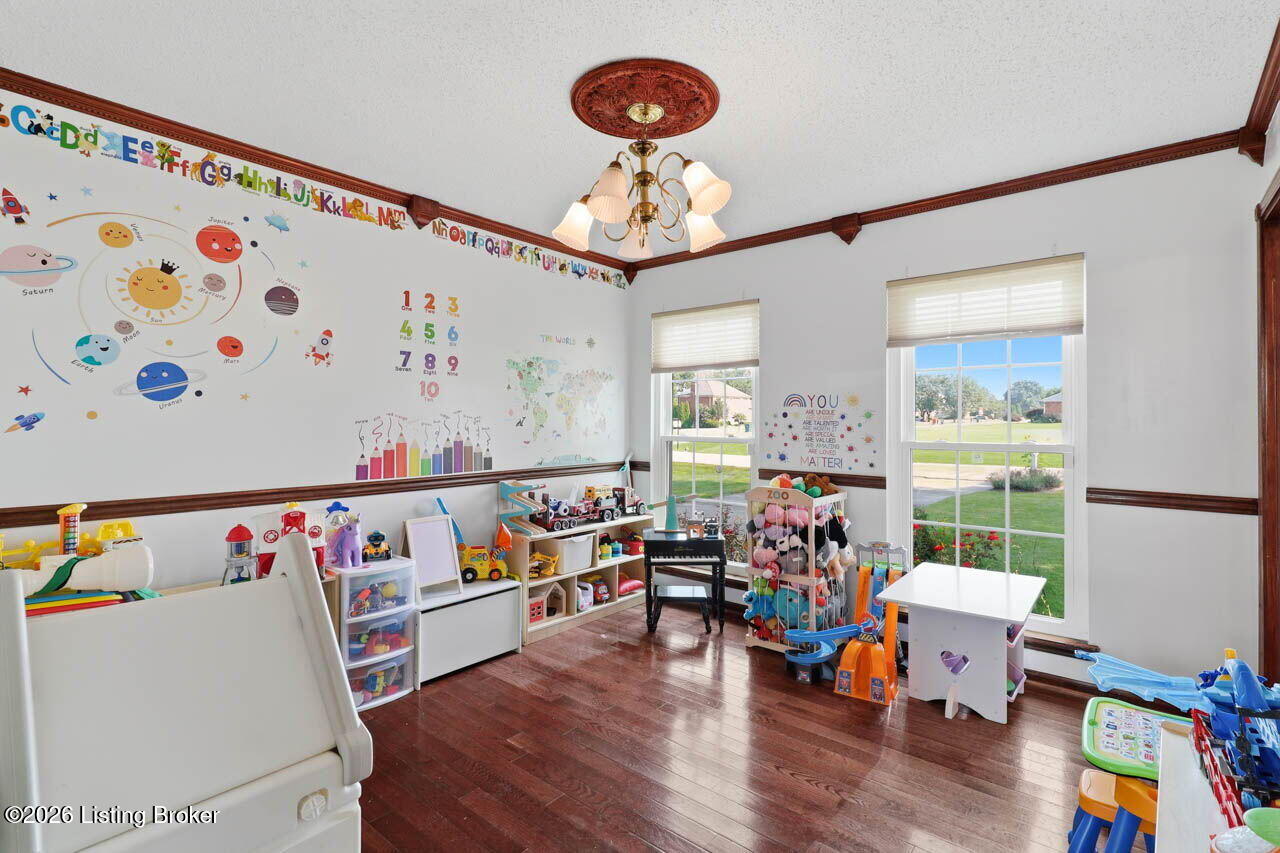 1037 Cobblestone Cir Property Photo 23