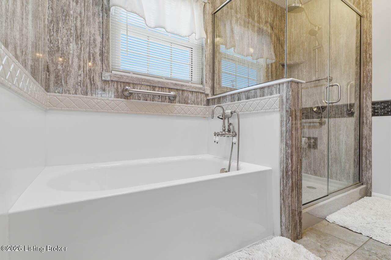 1037 Cobblestone Cir Property Photo 30