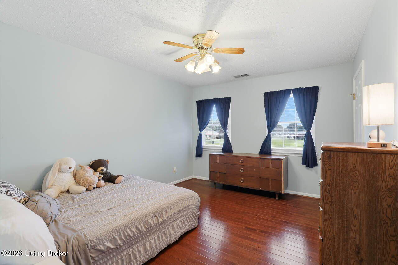 1037 Cobblestone Cir Property Photo 31