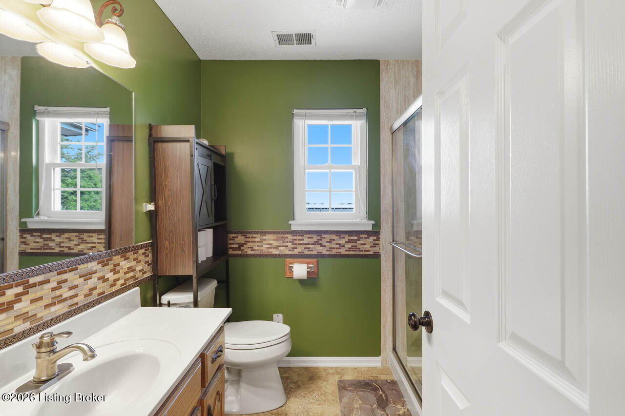 1037 Cobblestone Cir Property Photo 33