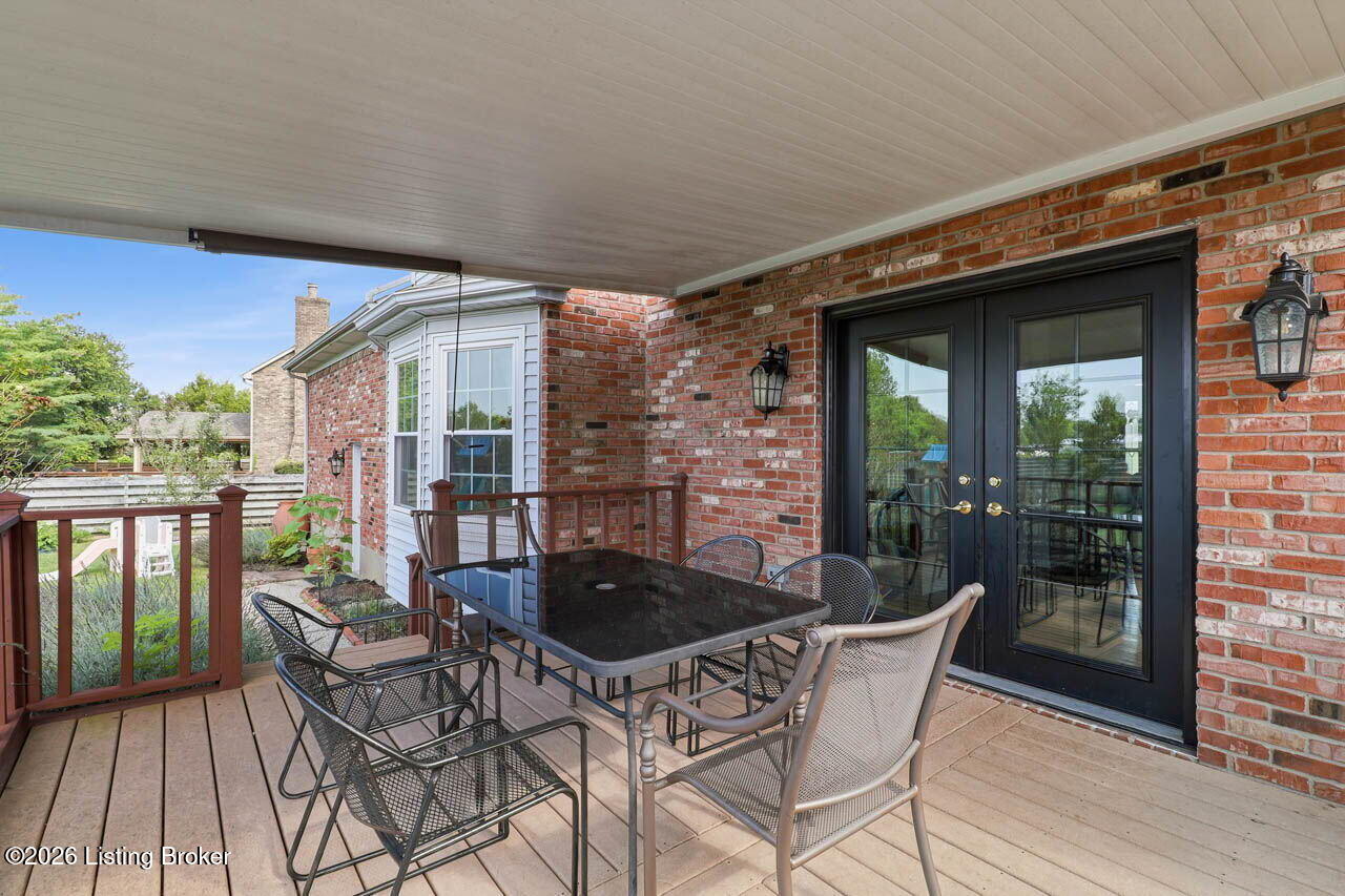 1037 Cobblestone Cir Property Photo 38