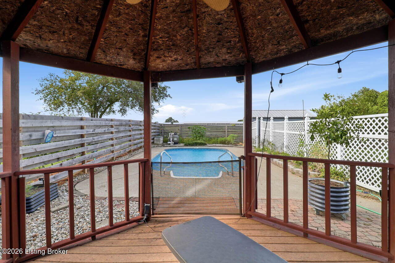 1037 Cobblestone Cir Property Photo 40