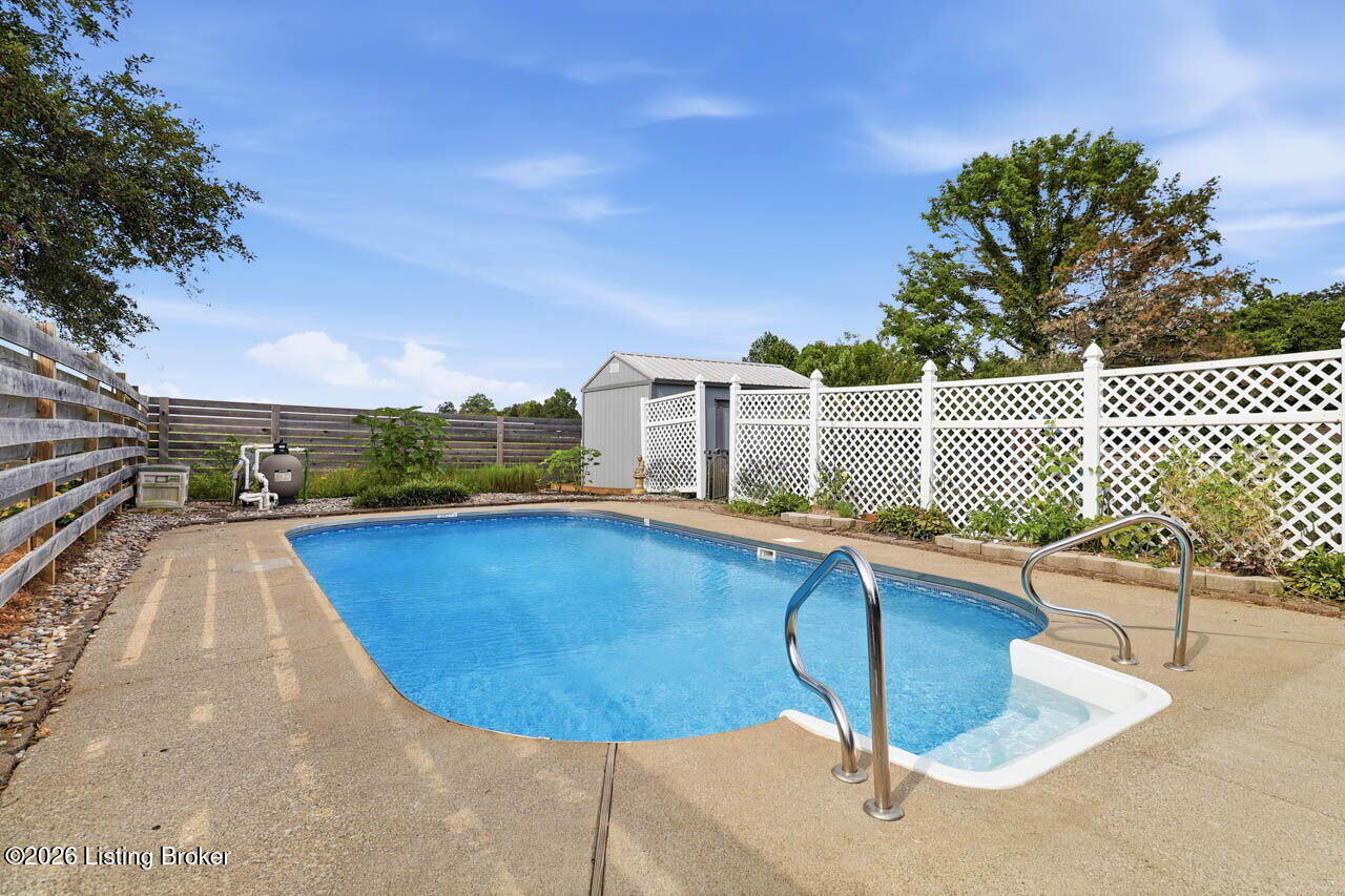1037 Cobblestone Cir Property Photo 41